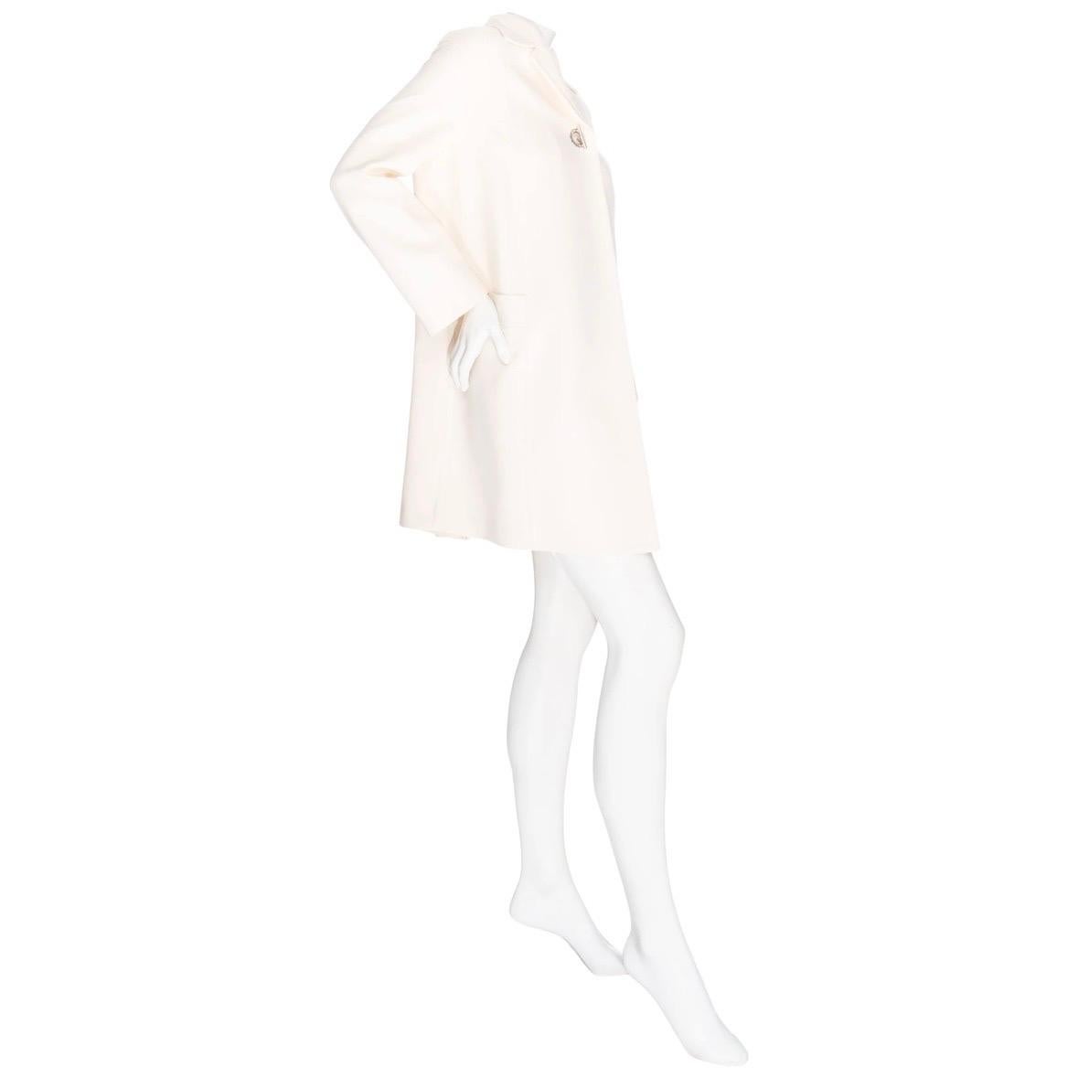 Hermès Ivory Wool Toggle Coat  In Good Condition For Sale In Los Angeles, CA