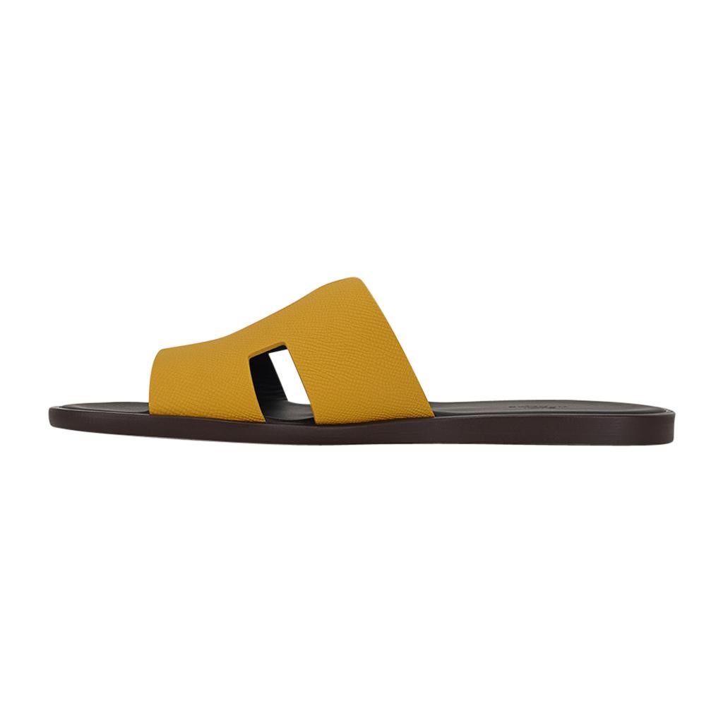 Hermes Izmir Sandal Sunny Yellow and Mahogany Brown Epsom Leather Men's Shoes 45 For Sale 2