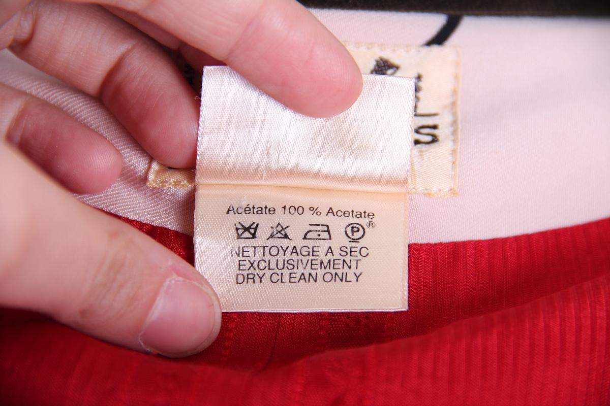 Hermes Jacket Vintage L’Art D’Ecrire Silk Print For Sale 2
