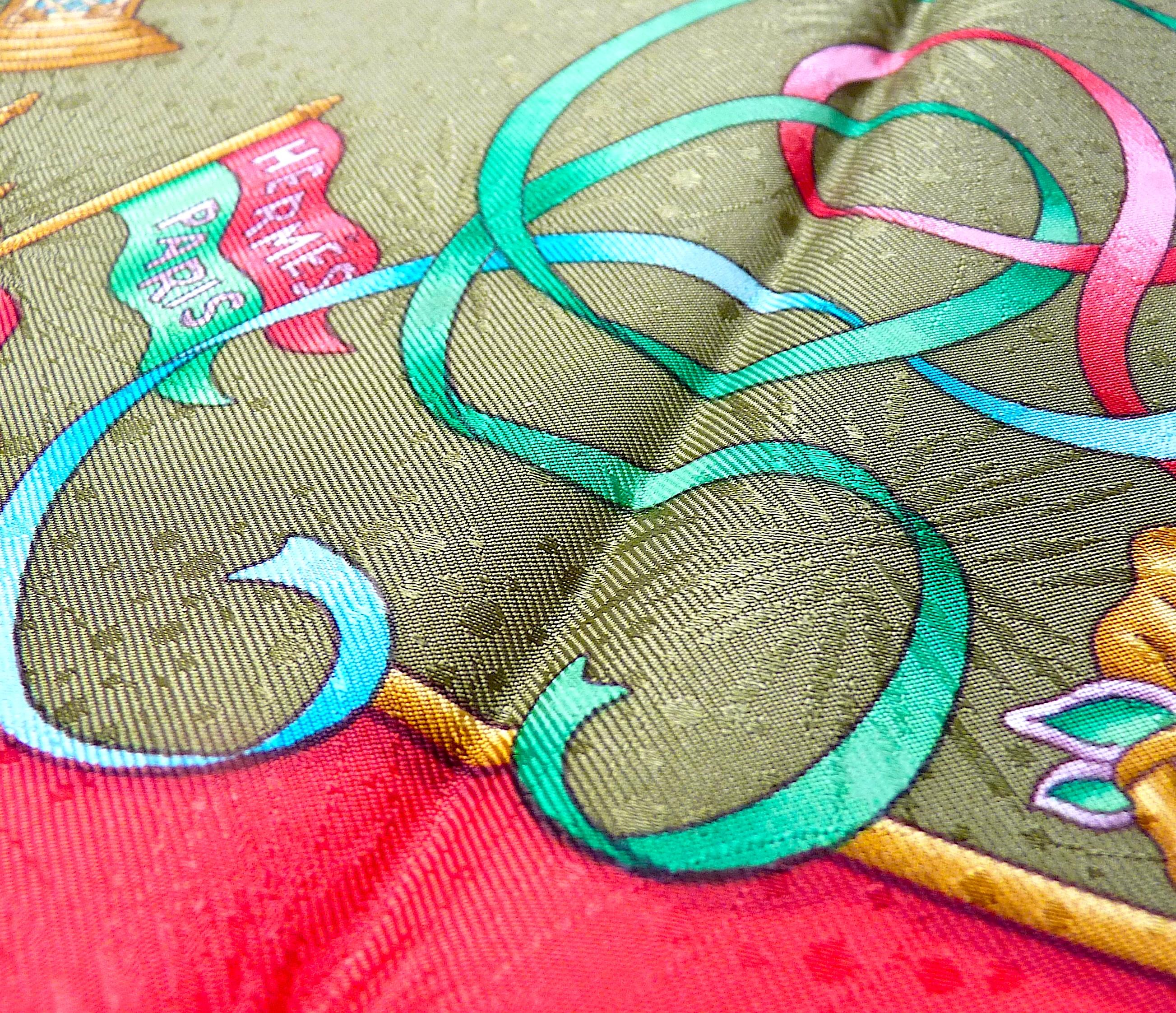 Hermes Jacquard Seidenschal 35