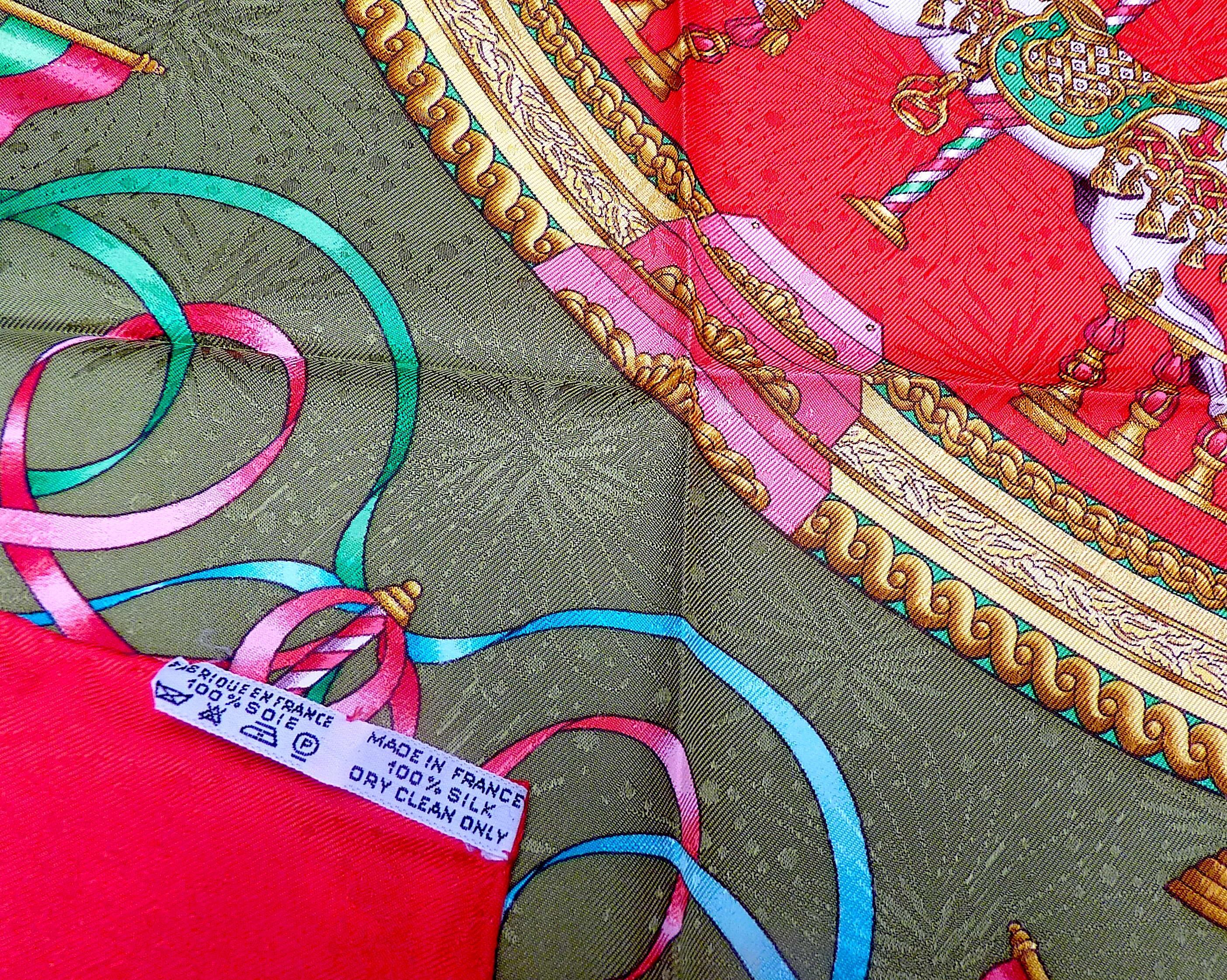 Hermes Jacquard Seidenschal 35