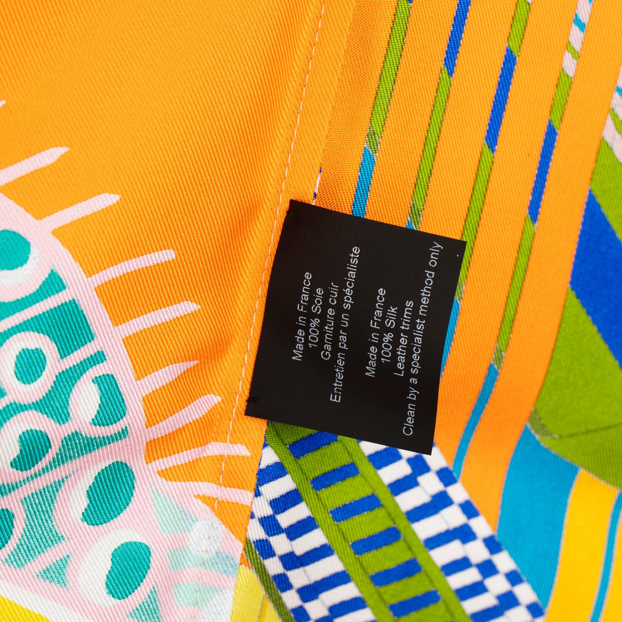 Abito con sciarpa in seta 