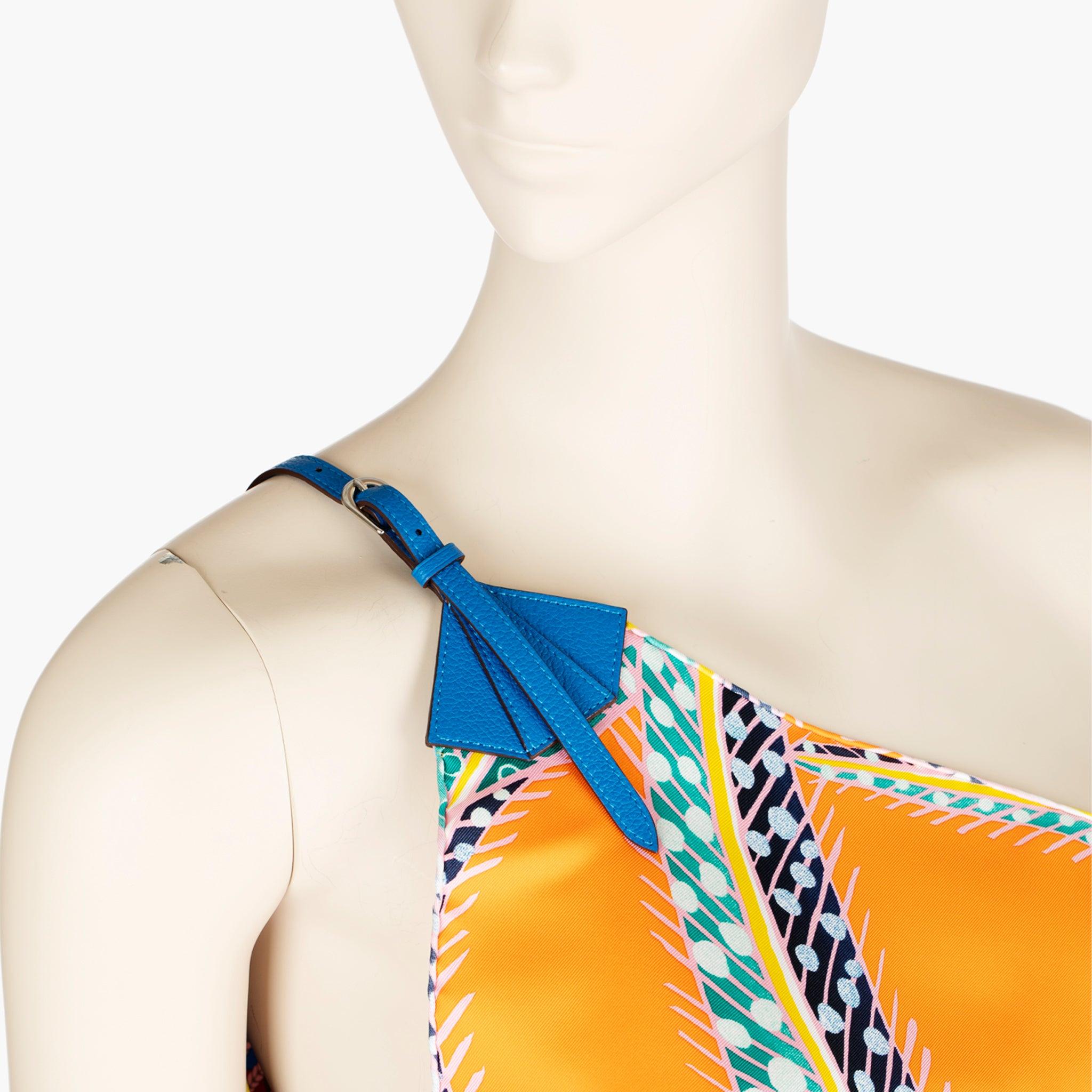 Abito con sciarpa in seta 