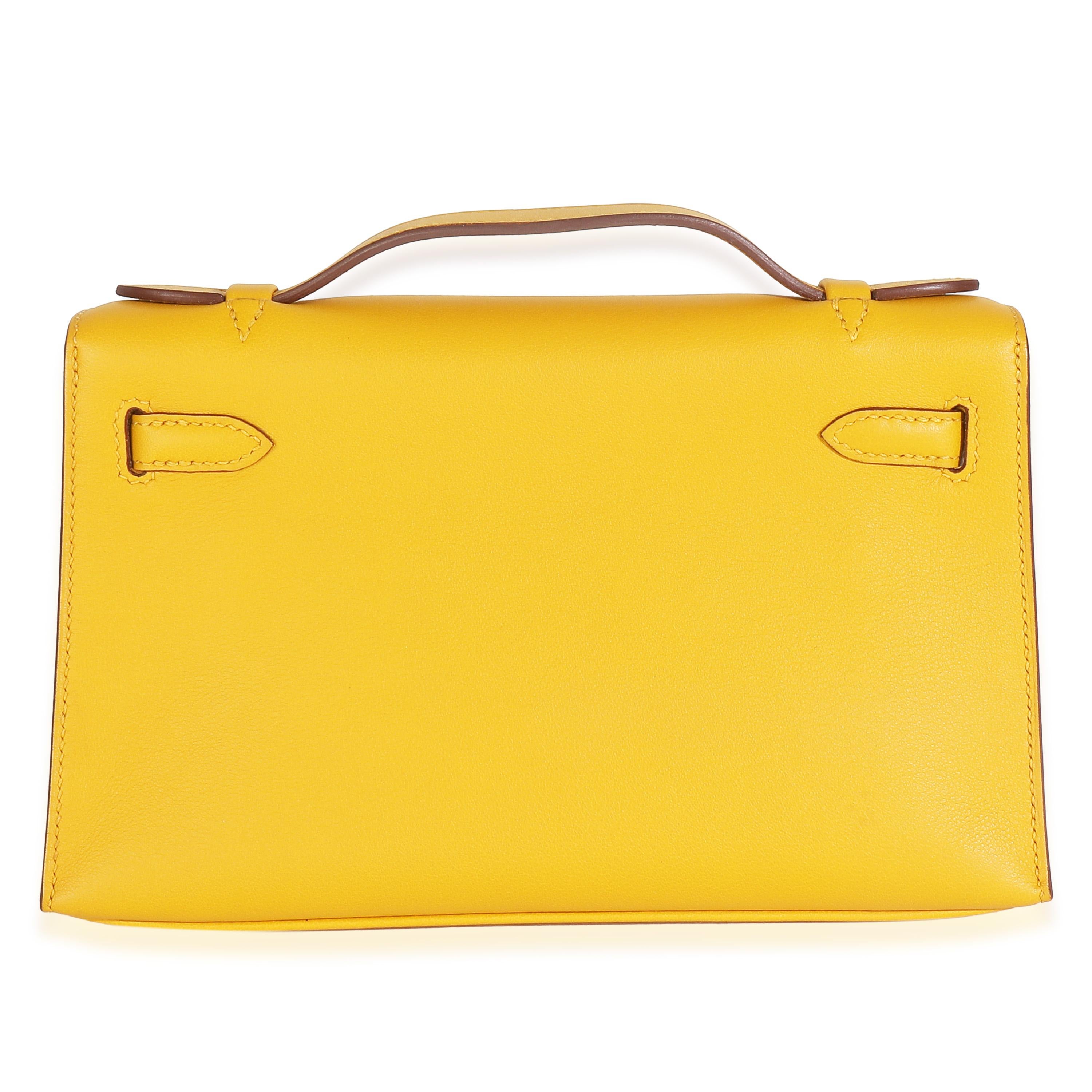 Hermès Jaune Ambre Swift Kelly Pochette GHW im Angebot 3