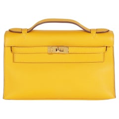 Hermès Jaune Ambre Swift Kelly Pochette GHW Hermès Jaune Ambre Swift Kelly Pochette GHW