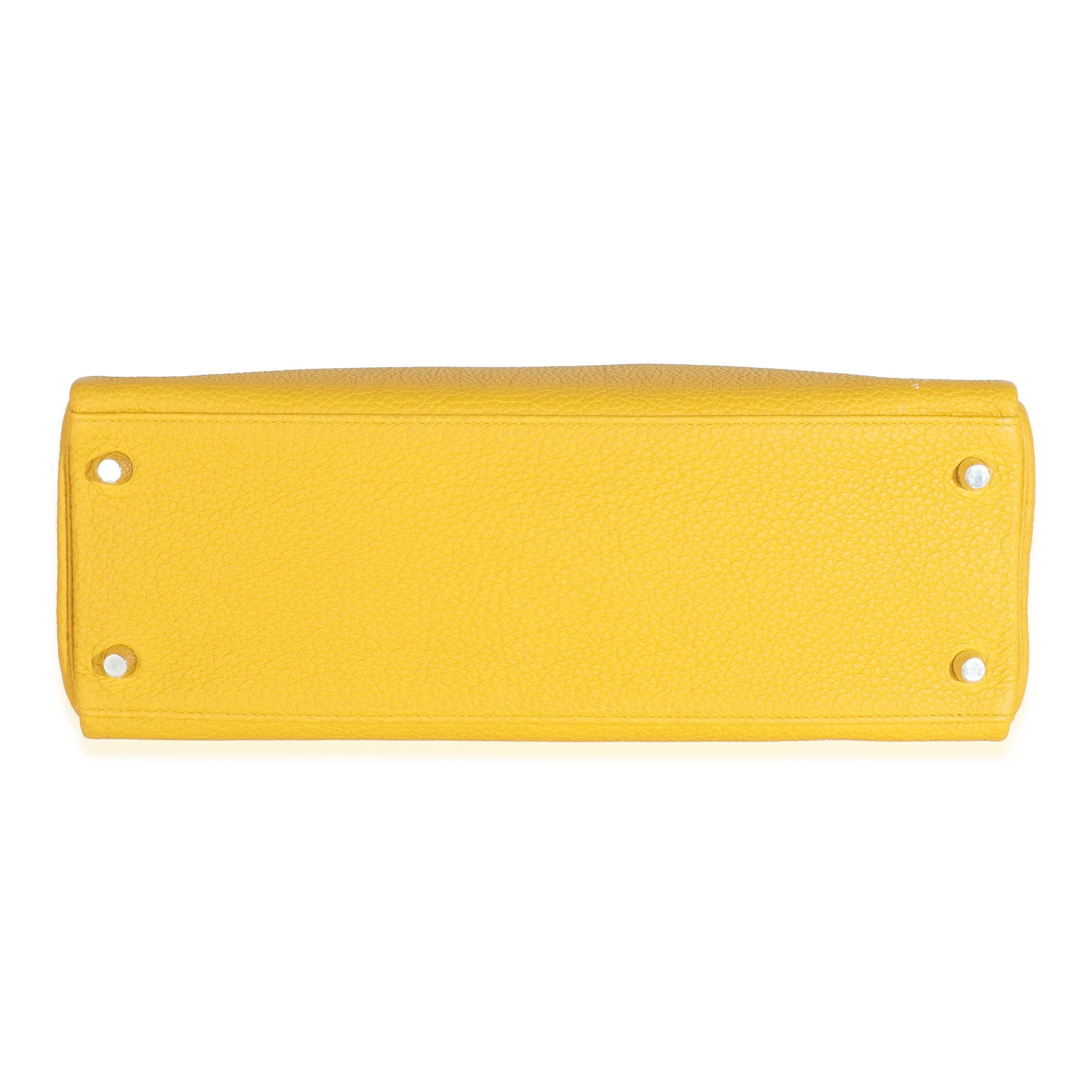 Hermès Jaune Ambre Togo Retourne Kelly 32 PHW en vente 3