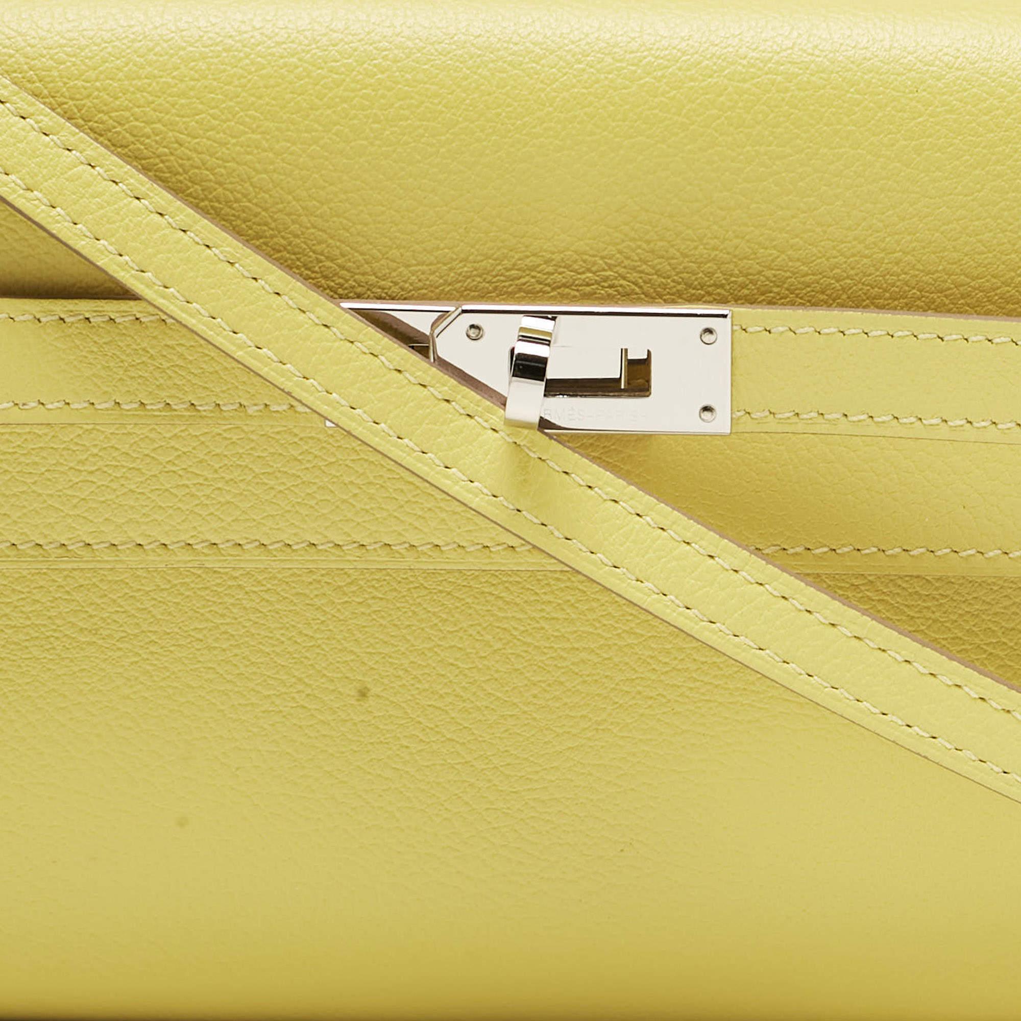 Hermès Jaune Citron Evercolor Portefeuille Kelly To Go en cuir Pour femmes en vente