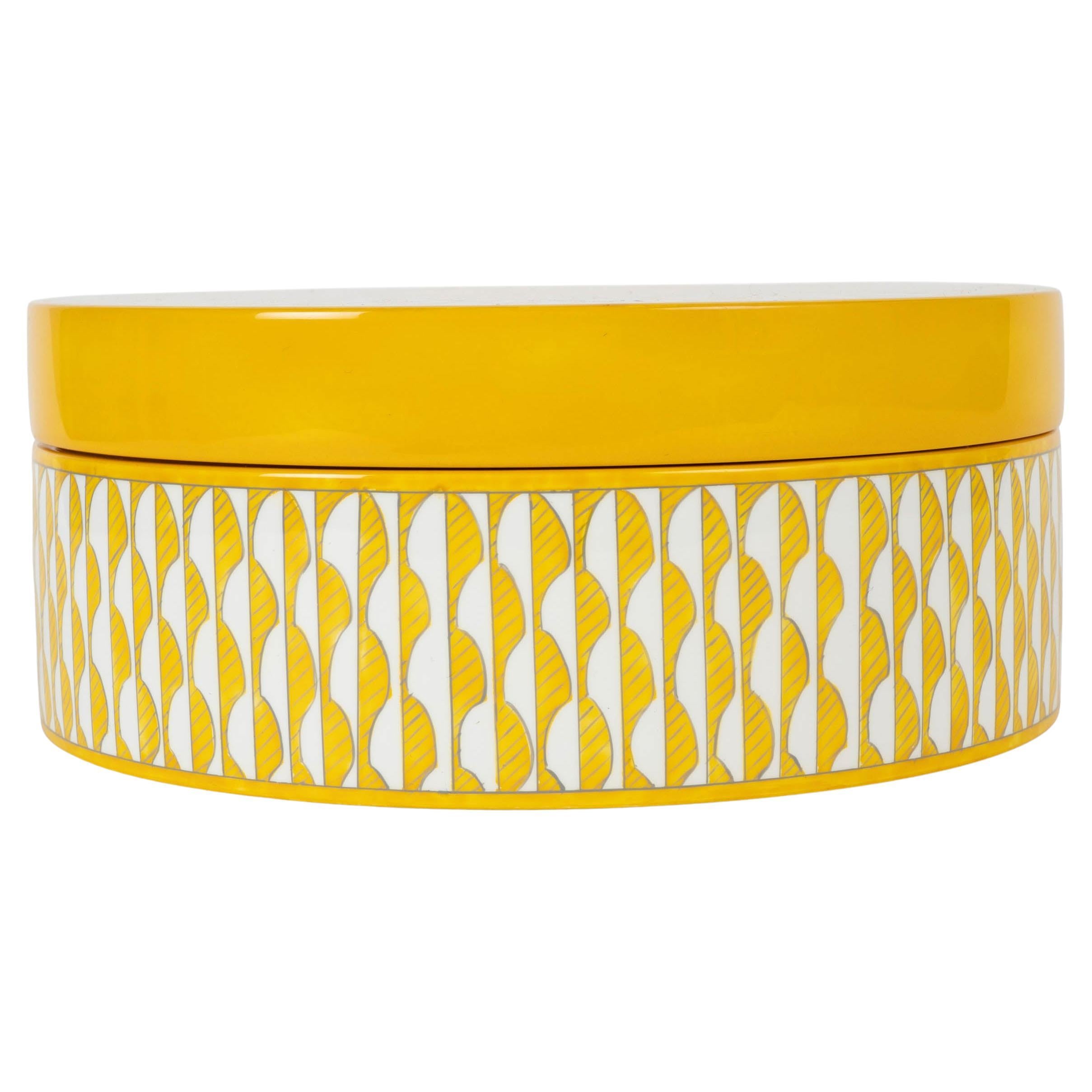 HERMES Jaune d'Or madera lacada amarilla SOLEIL D'HERMES MEDIUM Caja en venta