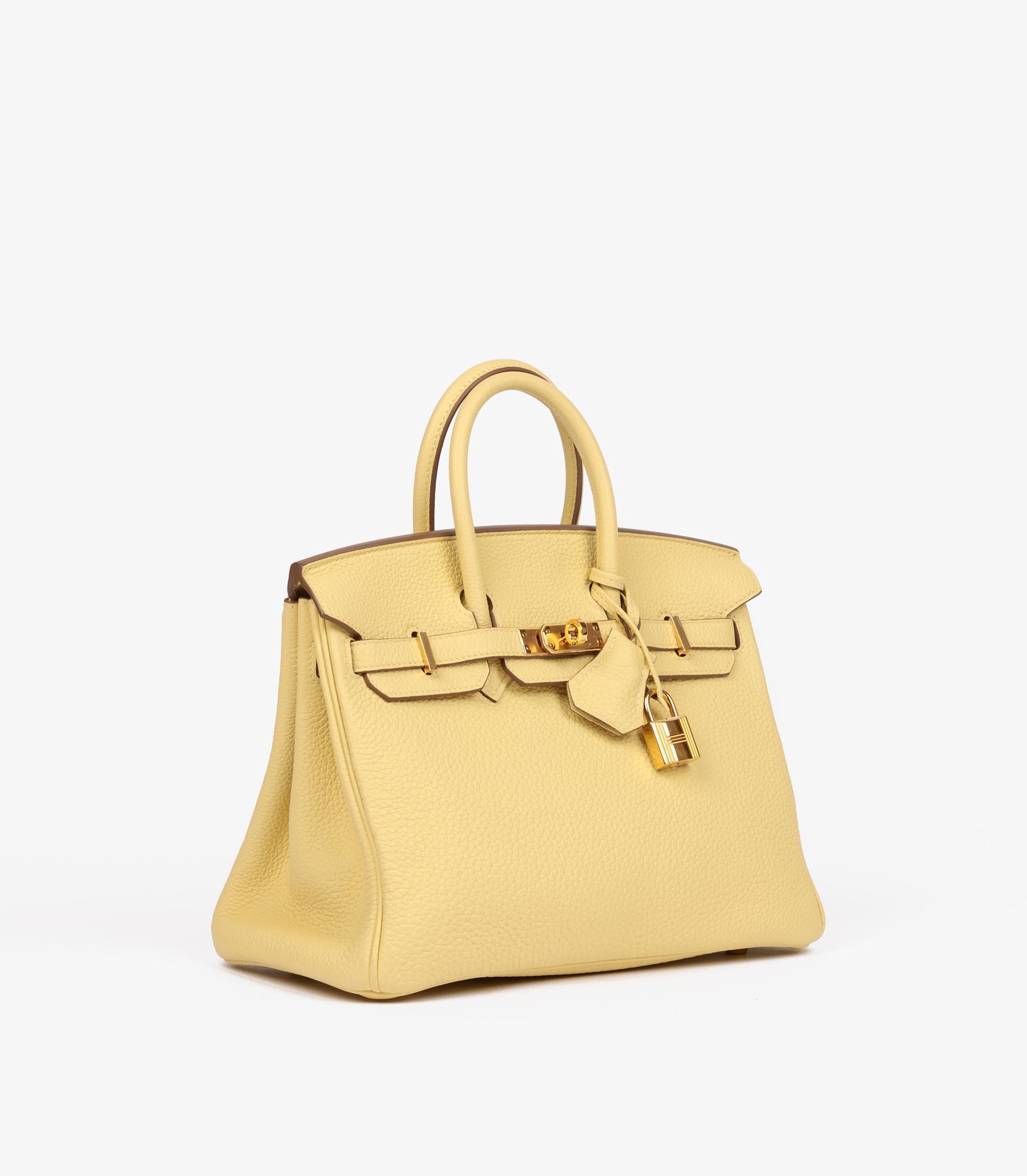 Hermès Jaune Poussin Togo Leather Birkin 25cm Retourne

Product Details
Xupes Ref: CB1546
Brand: Hermès
Model: Birkin 25cm
Type: Tote
Serial Number: Z
Age: 2021
Accompanied By: Hermès Dust Bag, Lock, Keys, Clochette, Small Dust Bag, Protective Felt,