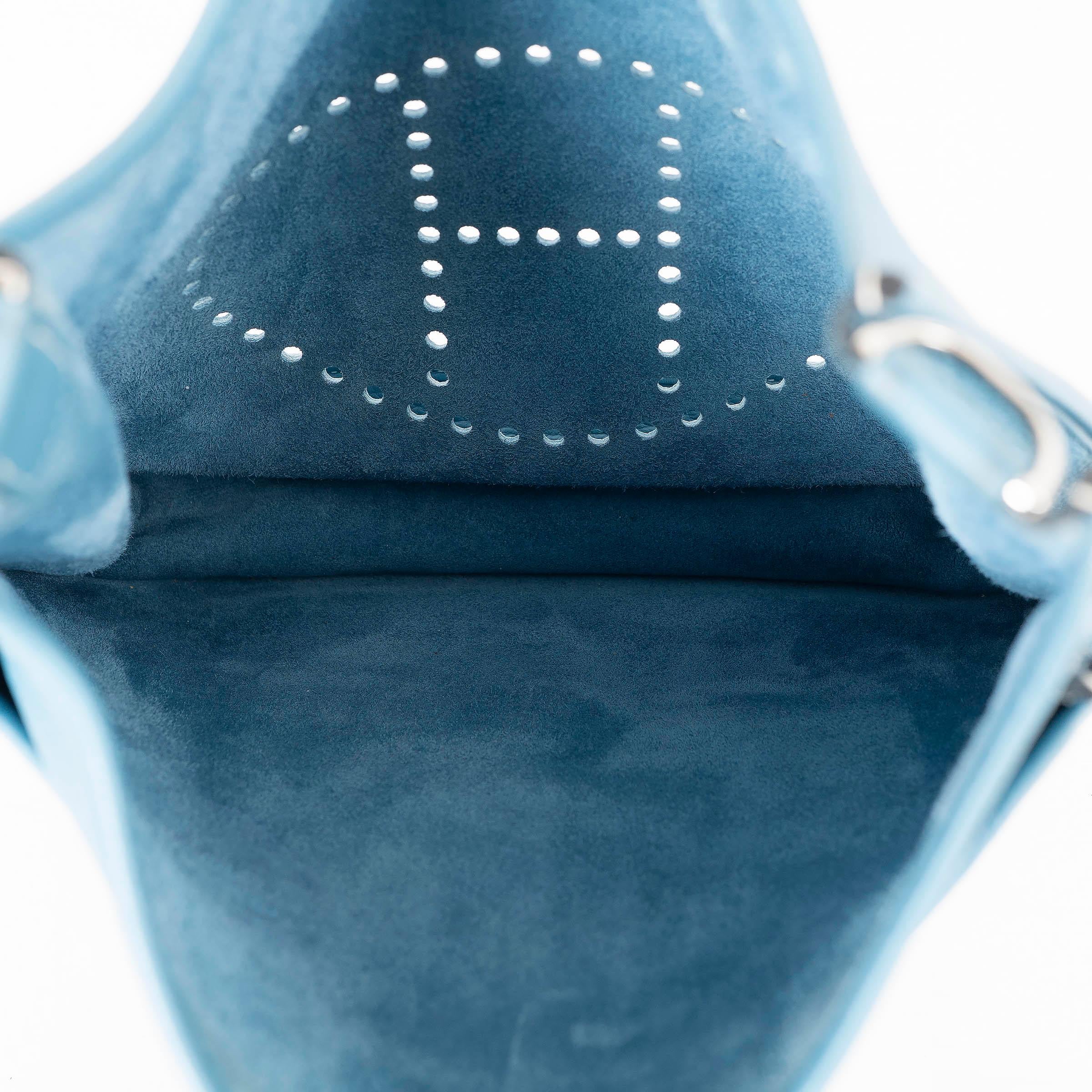 HERMES Jean bleu Clemence cuir EVELYNE 33 Sac à bandoulière Phw NO STRAP Pour femmes en vente