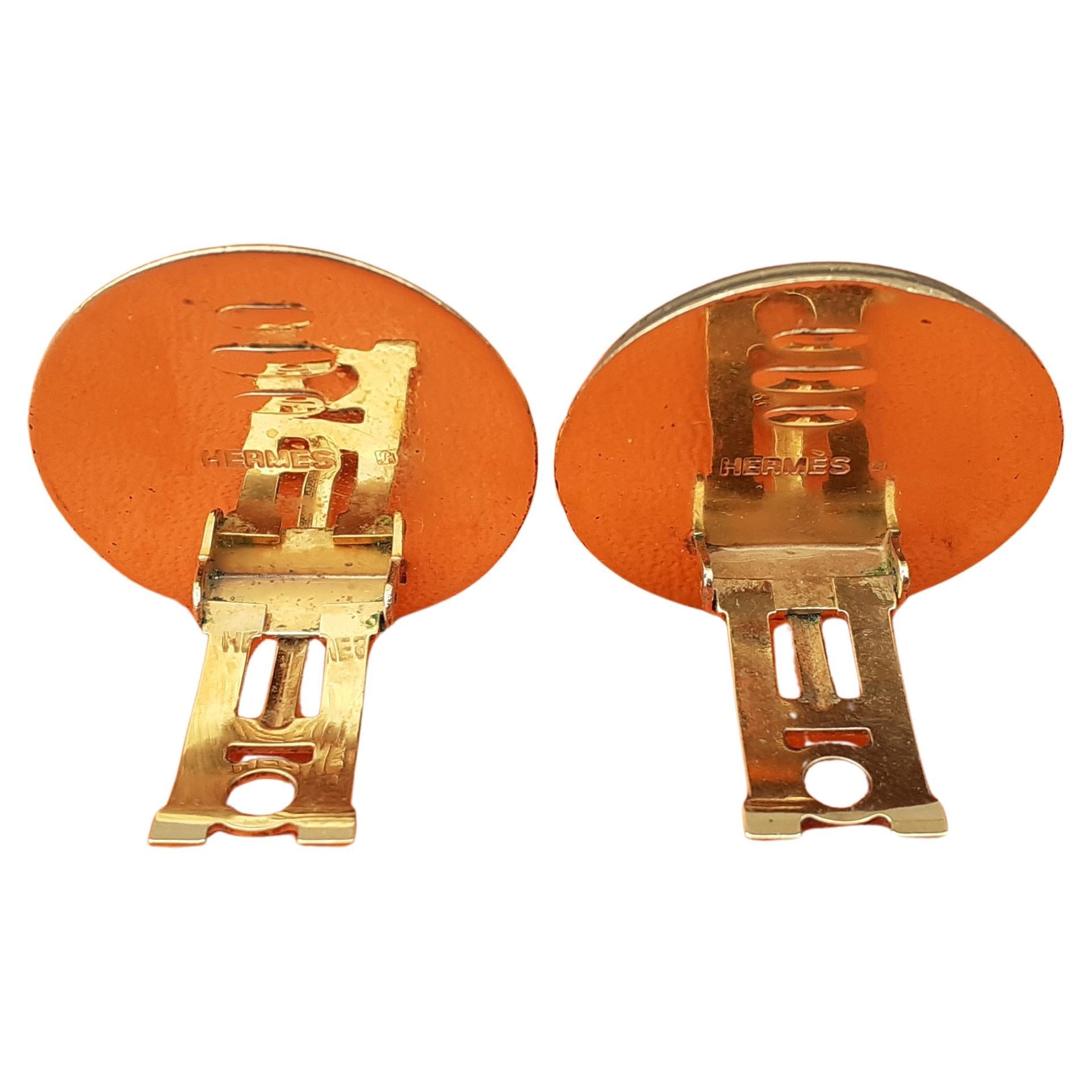 Hermès Jewels Matching Set Bracelet Earrings Greyhound Gold Plated Size 70 For Sale 12