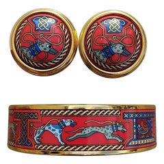 Hermès Jewels Matching Set Armband Ohrringe Windhund Vergoldet Größe 70
