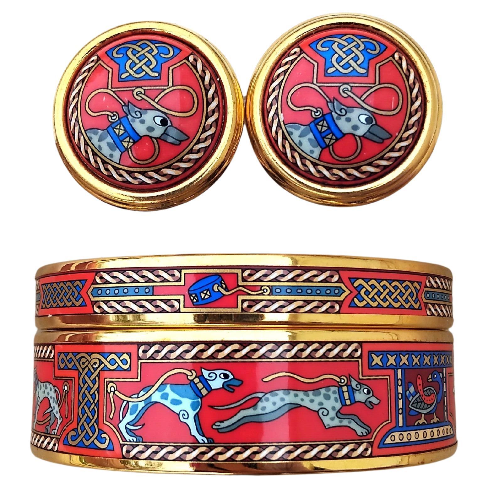 Hermès Jewels Matching Set Armbänder Ohrringe Greyhound Gold Größe 70