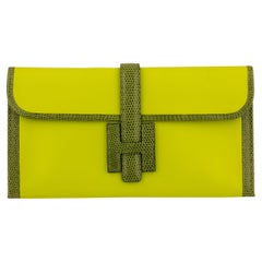 Hermès Jige 29cm Granny Swift Leather and Lizard Trim