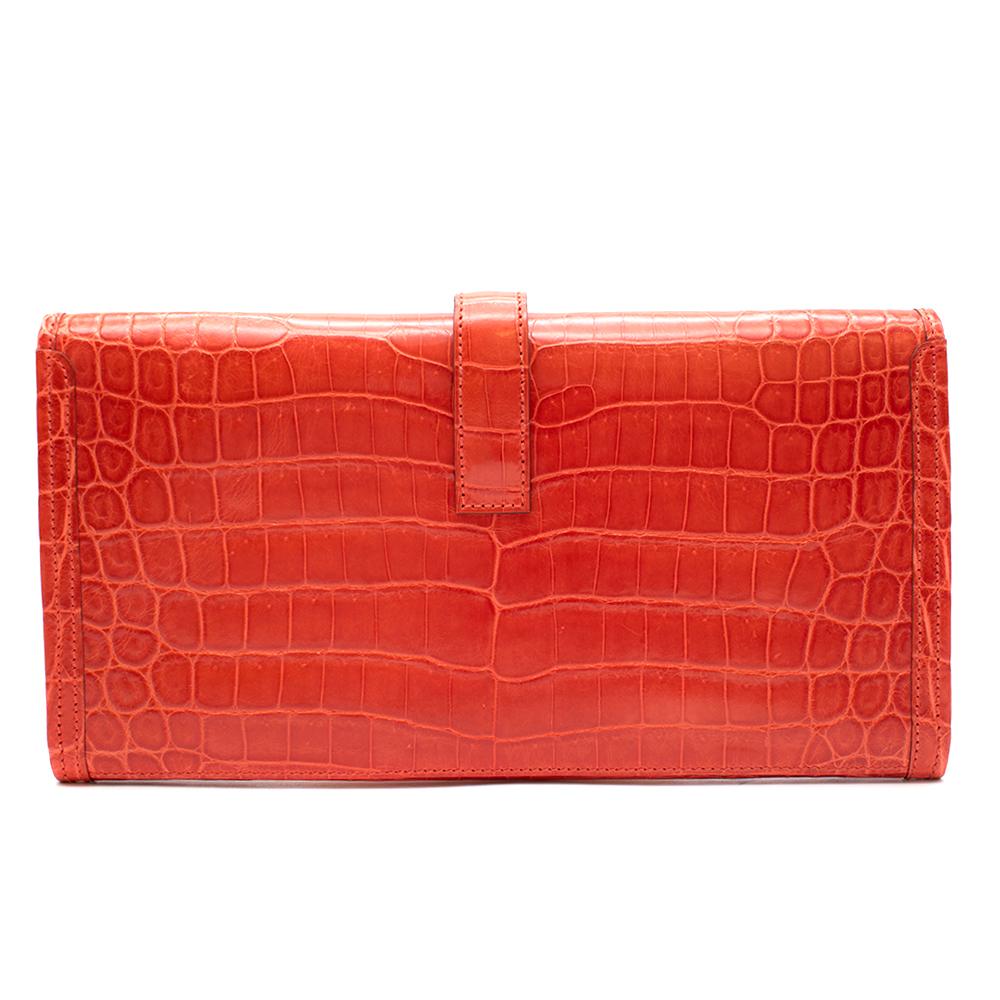 Hermès Jige Elan 29 Clutch in coccodrillo Sanguine Lisse Niloticus. 
2016

Dimensioni: Elan 29

29 cm H. x 15 cm L. x 3 cm D.

Si prega di notare che questa borsa non è dotata di CITES
