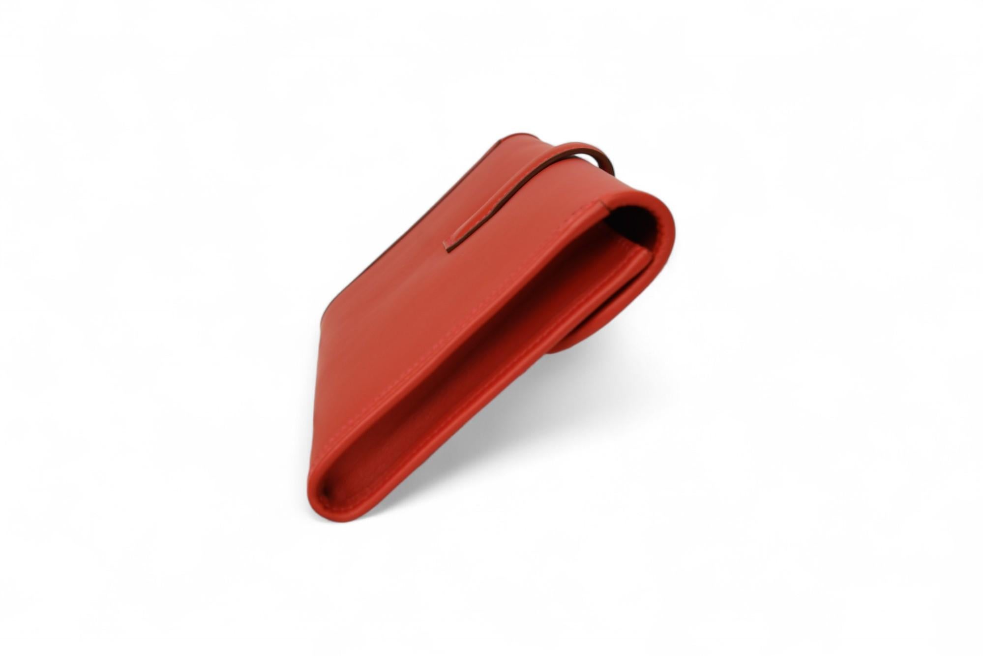 Hermès Jige Élan 29 Clutch  Rouge Casaque Leather with H Closure In Excellent Condition For Sale In West Hartford, CT