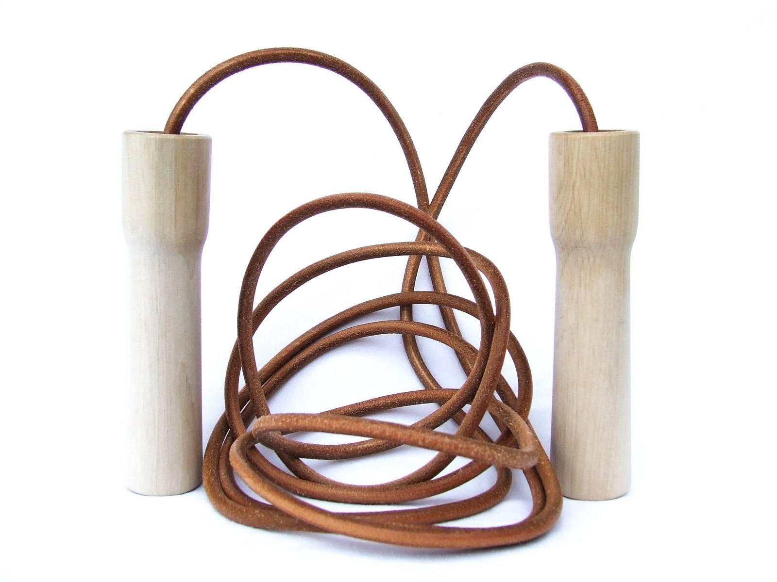 Hermès Jumping Rope In Leather and Wood Limited Edition Never Used For Sale 6