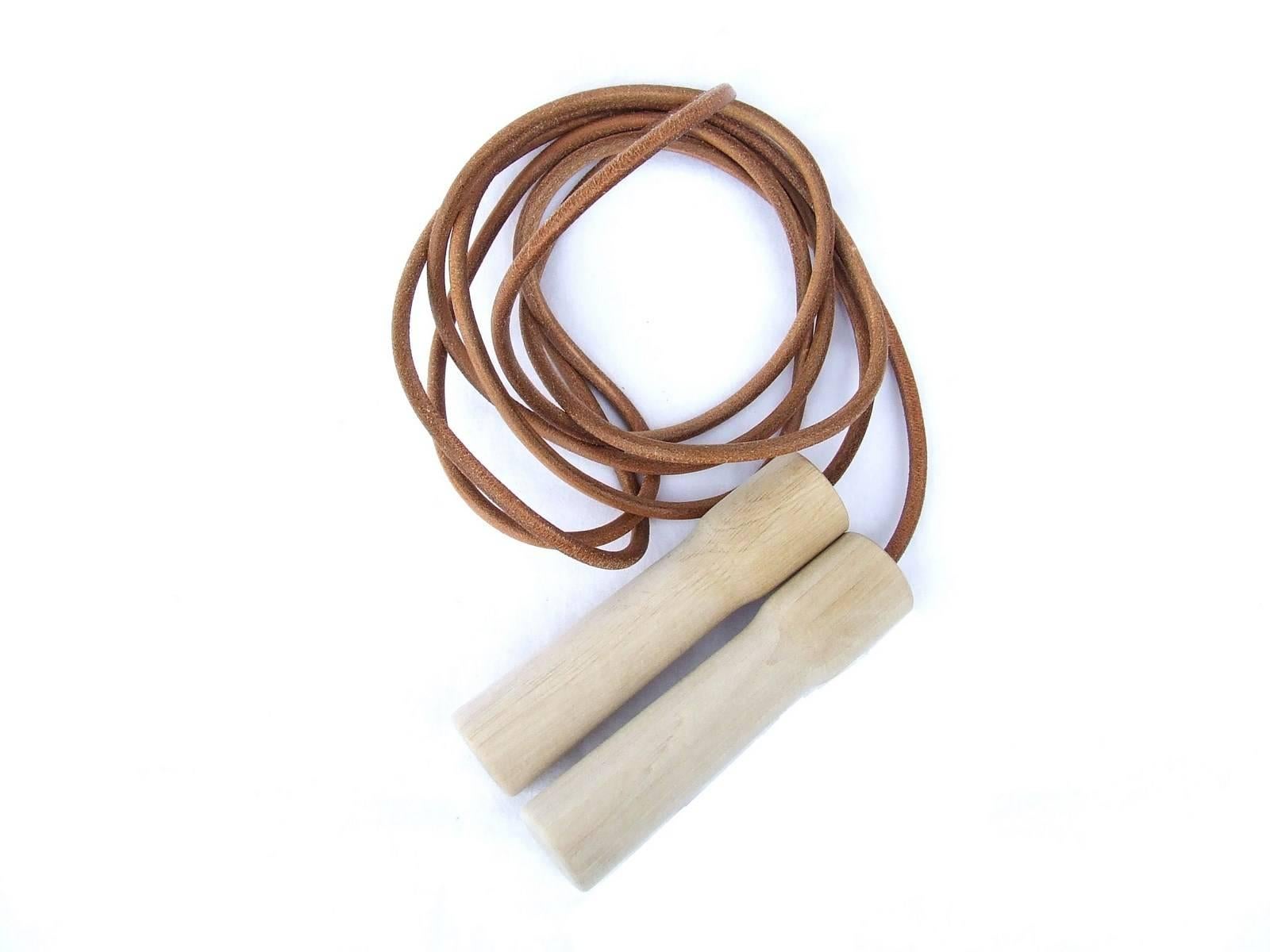 Hermès Jumping Rope In Leather and Wood Limited Edition Never Used For Sale 5