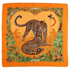 Foulard en soie orange "Jungle Love" de Hermes