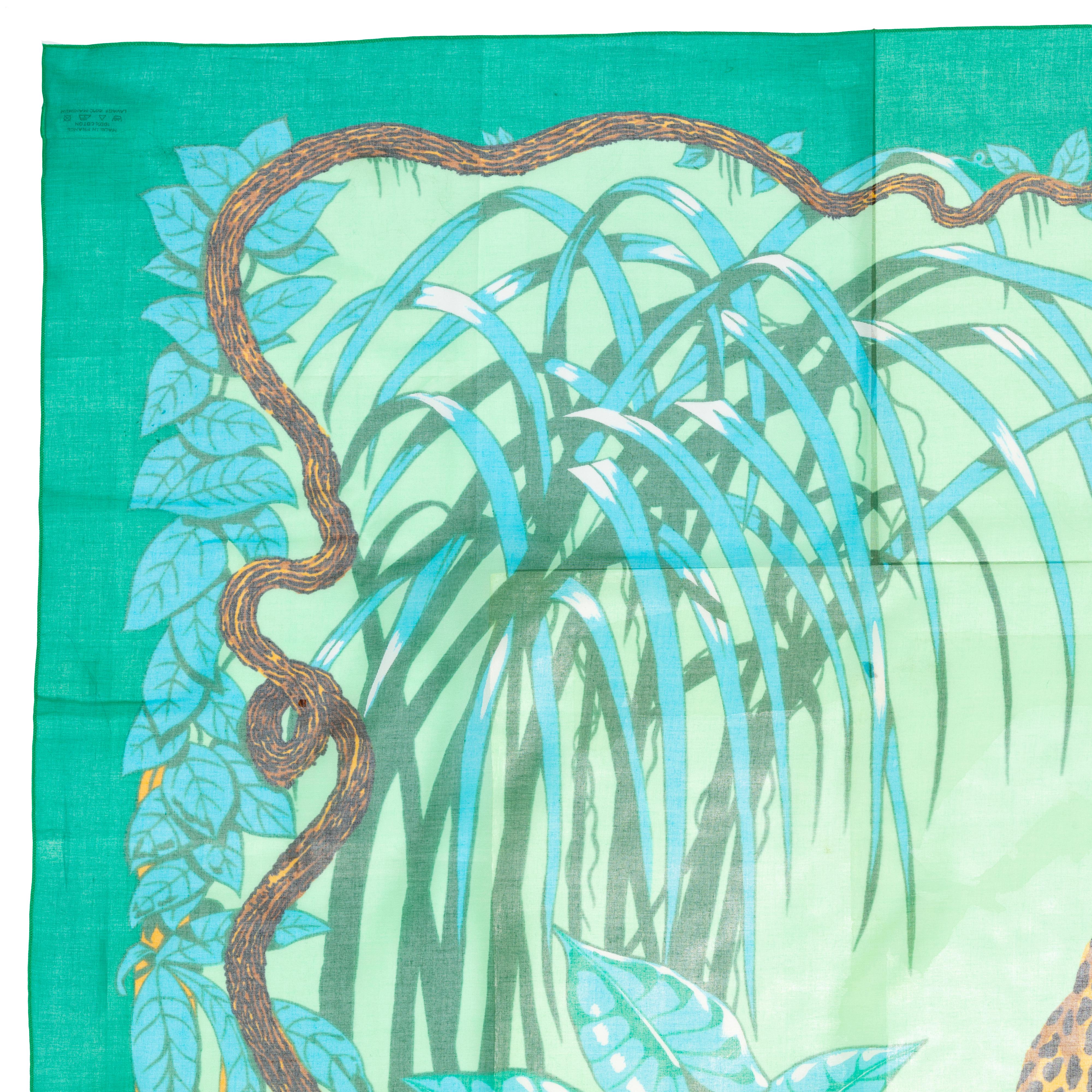 Hermes Jungle Love - Pareo - 100% Coton - Verde - Nuevo - ¡Raro Coleccionista! en Nuevo estado para la venta en Ottawa, CA