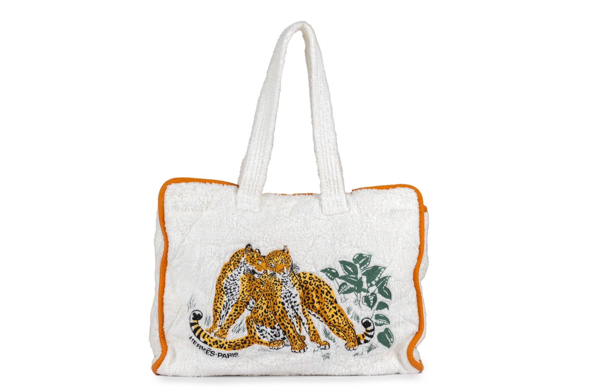 Hermès Jungle Love White Beach Set In Excellent Condition For Sale In West Hollywood, CA