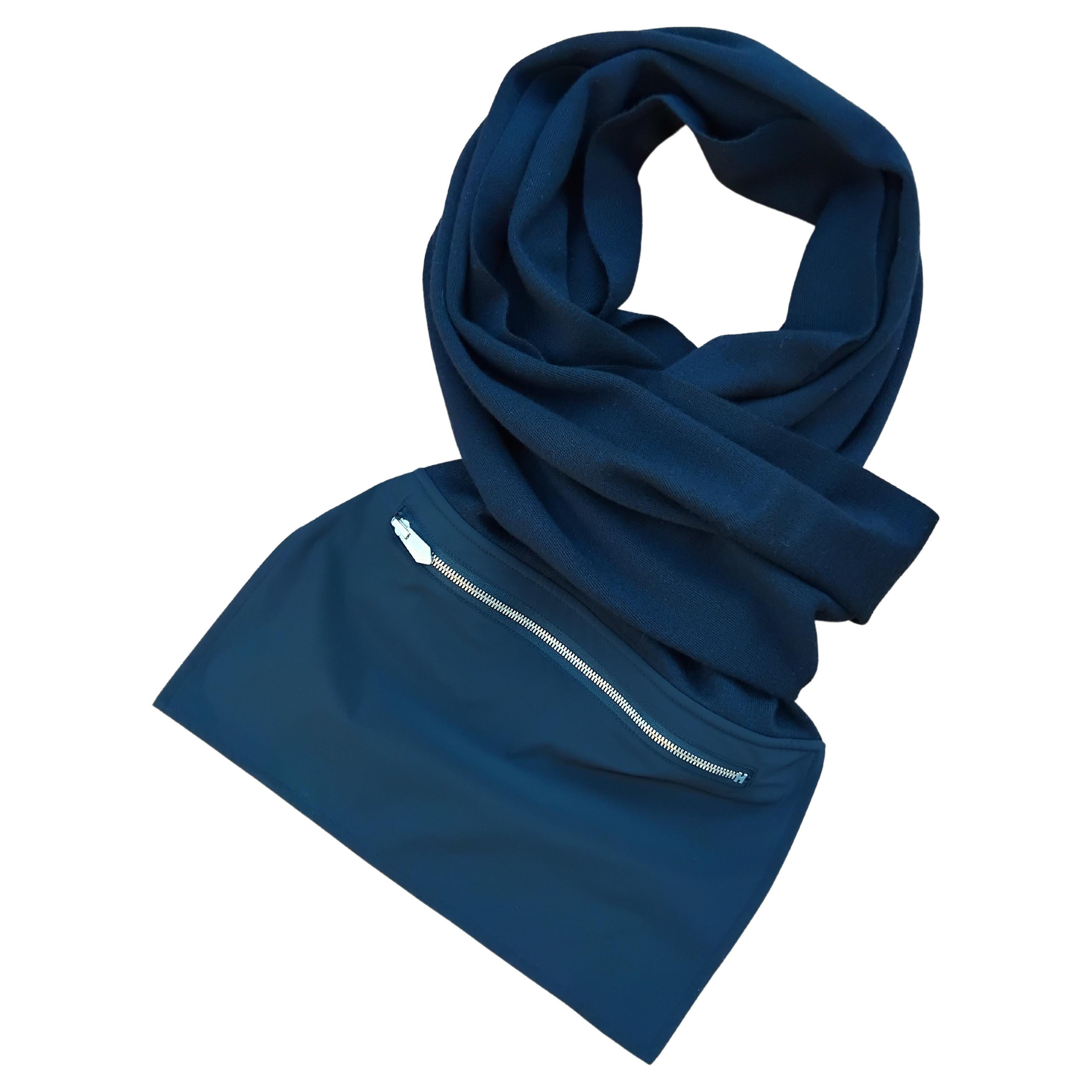Hermès Just In Case Cashmere Silk Scarf Navy Blue With Pocket For Sale 5