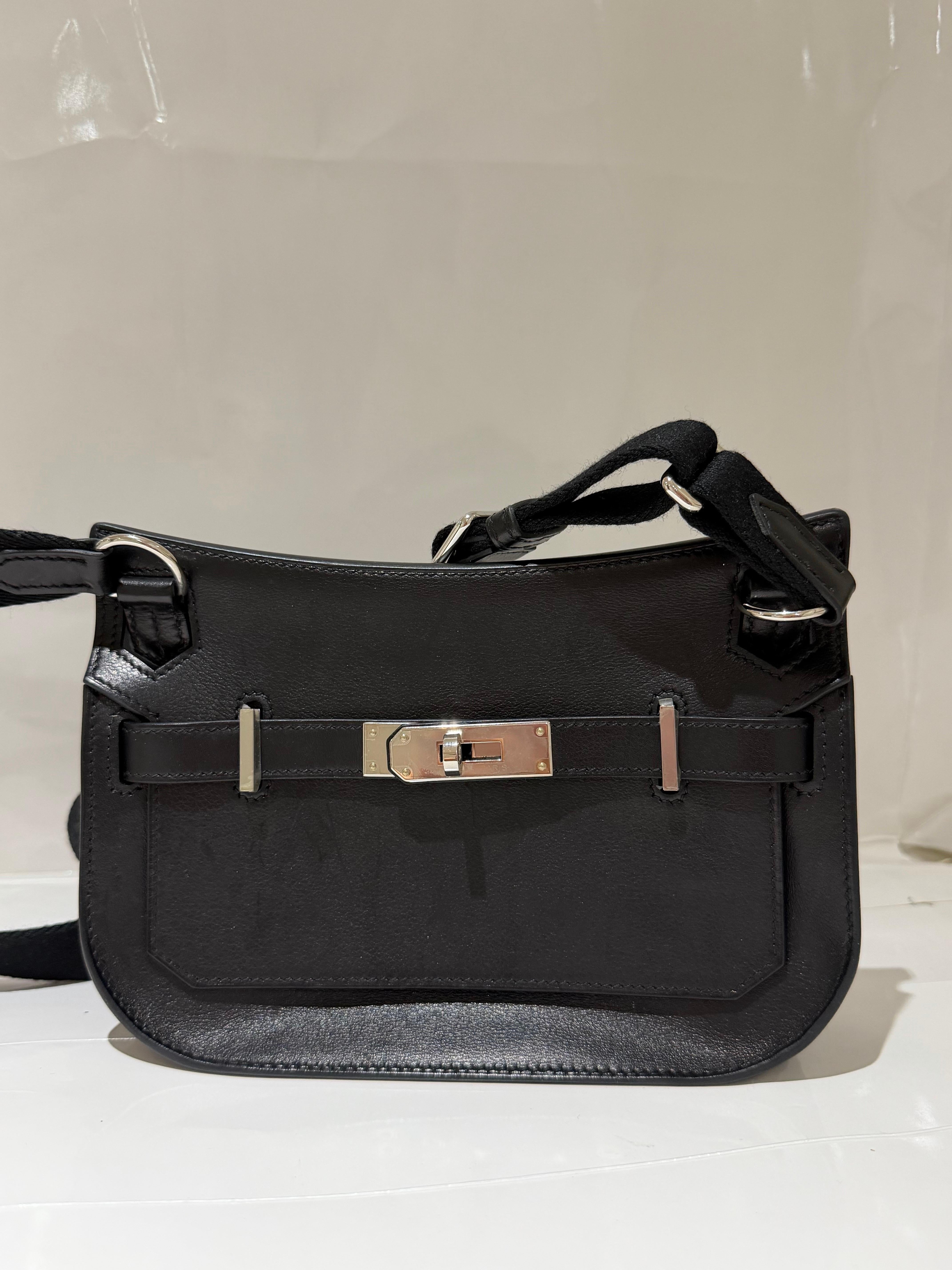 Mini borsa Hermes Jypsiere nera In condizioni ottime in vendita a London, England