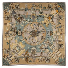 Sciarpa in seta beige "Kachinas" di Hermès
