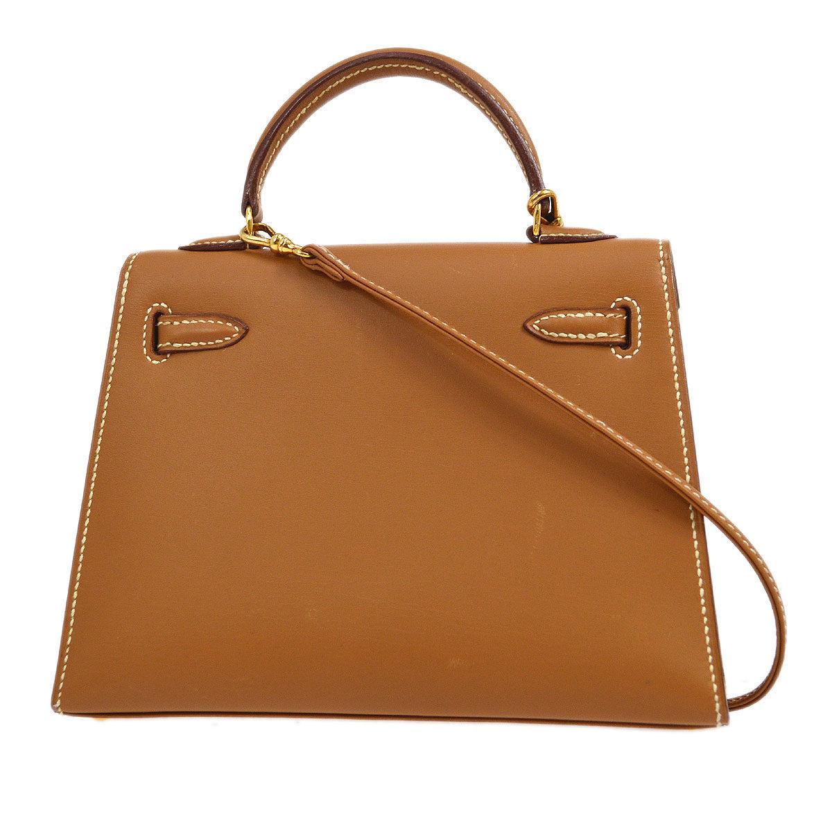 Pre-Owned Vintage Condition
From 2010 Collection
Veau Chamonix Leather
Gold Hardware
Includes  Dust Bag
W 5.7 x H 4.3 x D 1.8 