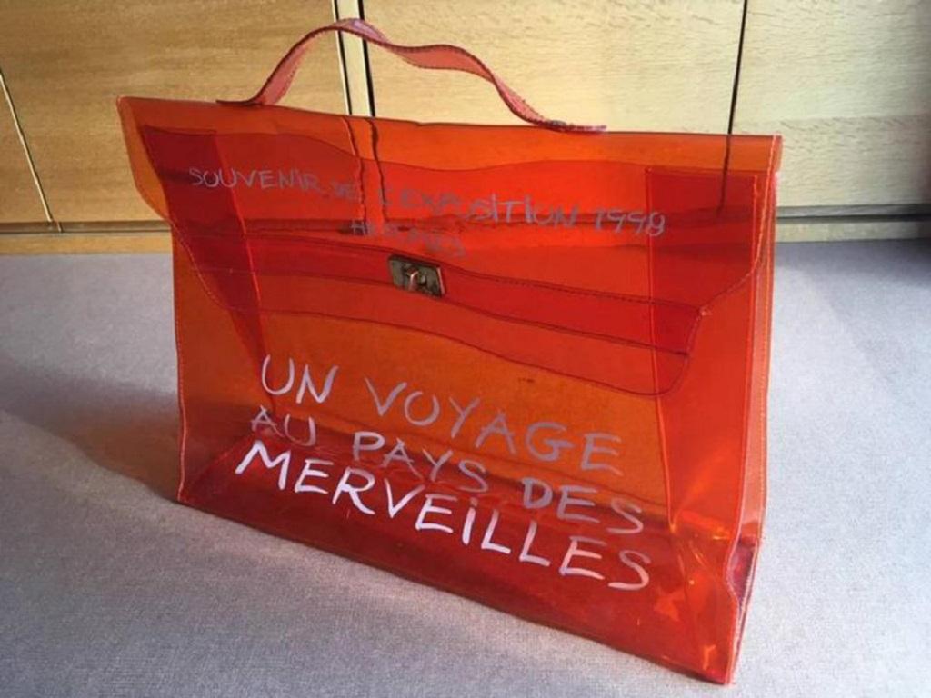 Hermès Kelly 1998 Souvenir D'exposition Clear 230222 Orange Vinyl Messenger Bag 1