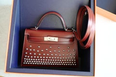 Hermès Kelly 20 Clouté Rouge H Palladium Hardware Stamp K