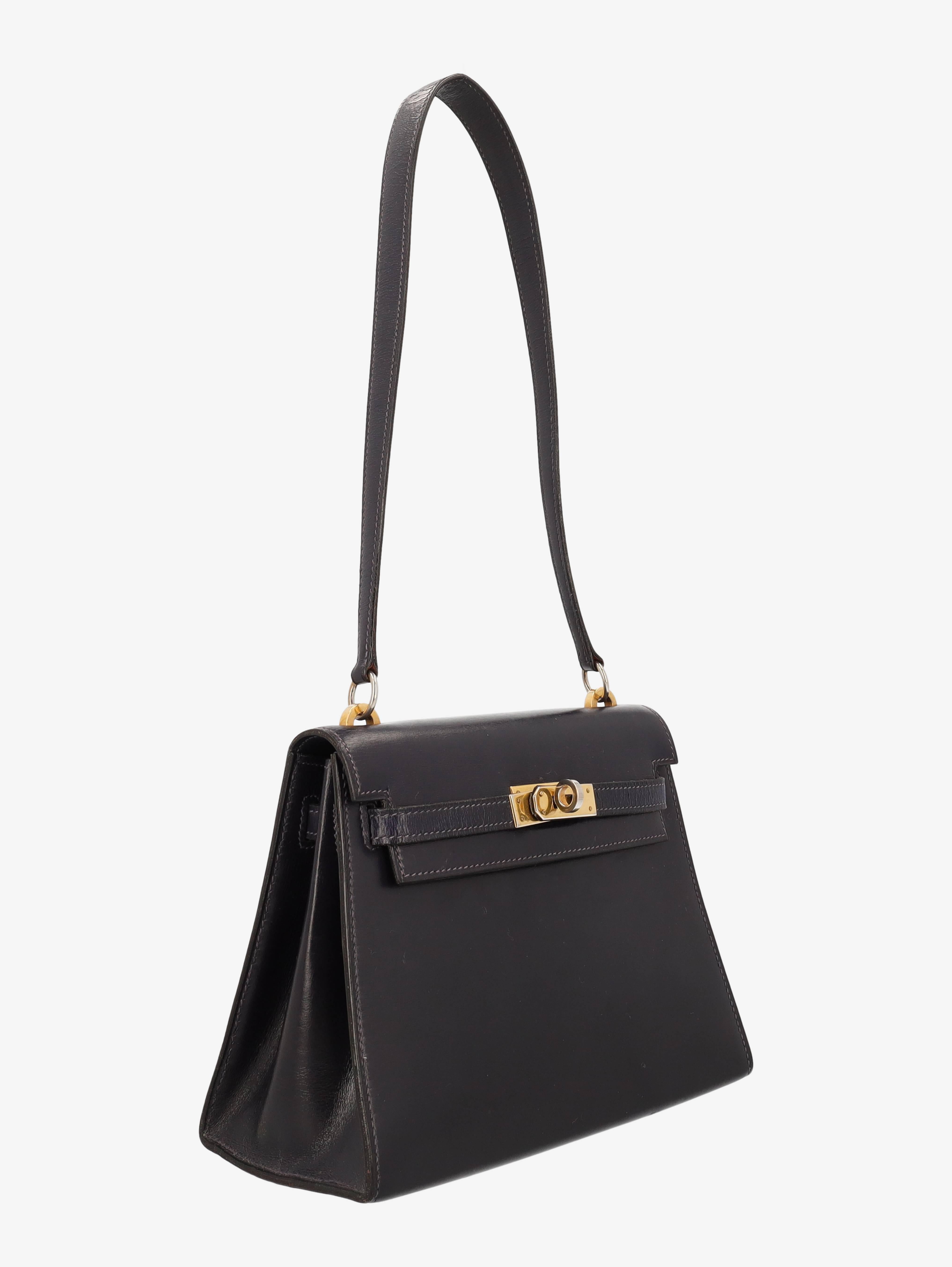 Women's or Men's Hermès Kelly 20 For Sale