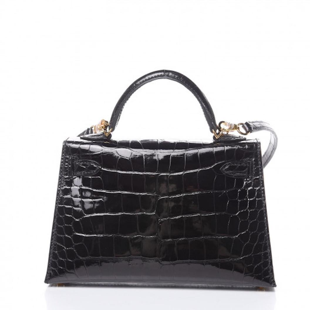Hermes Kelly 20 Mini Black Alligator Gold Top Handle Satchel Shoulder Bag in Box In Excellent Condition In Chicago, IL