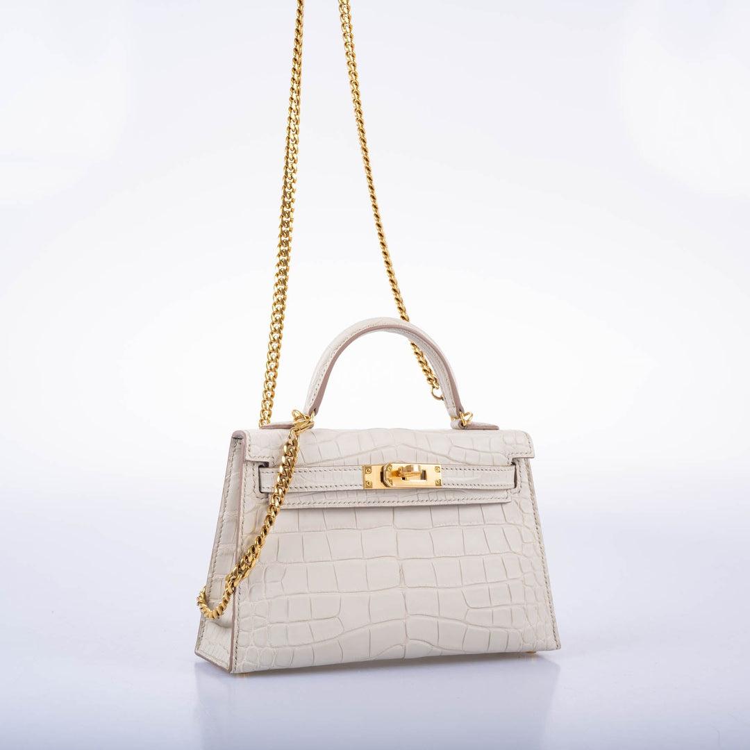 Women's Hermès Kelly 20 Mini II Sellier Beton Matte Alligator Bag with Gold Hardware For Sale