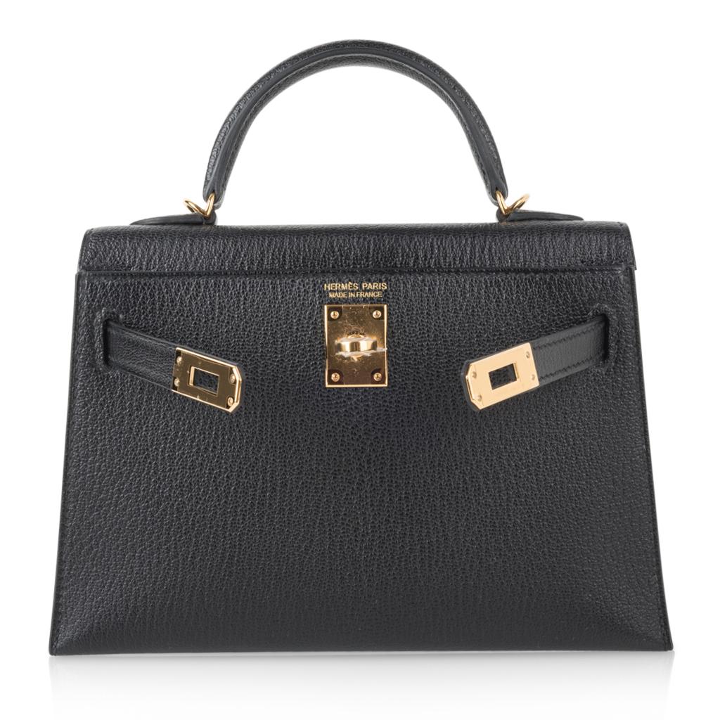 Hermes Kelly 20 Mini Kelly II Black Chevre Gold Hardware Limited Edition  In New Condition In Miami, FL