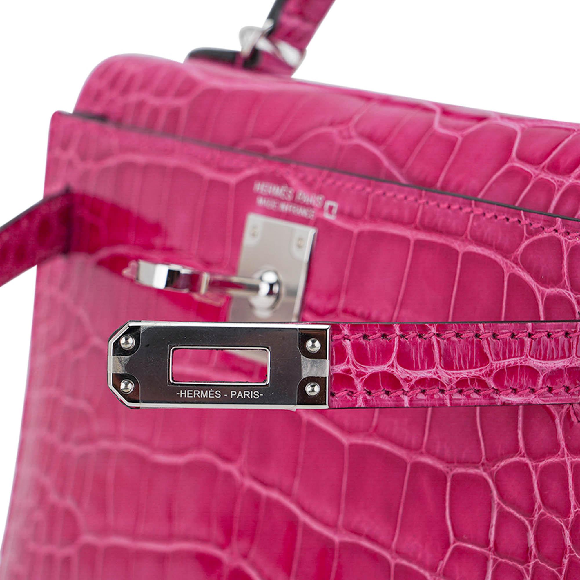 Women's Hermes Kelly 20 Mini Sellier Rose Scheherazade Alligator Bag Palladium Hardware For Sale