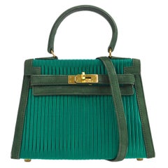 Hermes Kelly 20 Sellier 2way Shoulder Handbag Pleats Green Doblis in Satin