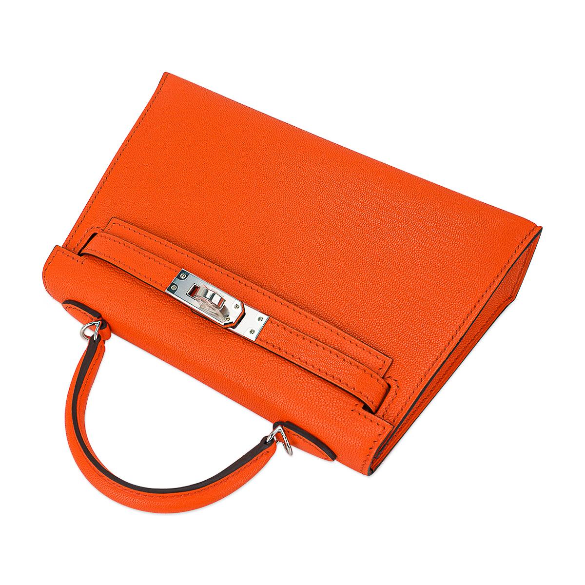 Hermes Kelly 20 Sellier Feu / Terre Battue Mini Verso Bag Chevre Leather  In New Condition In Miami, FL