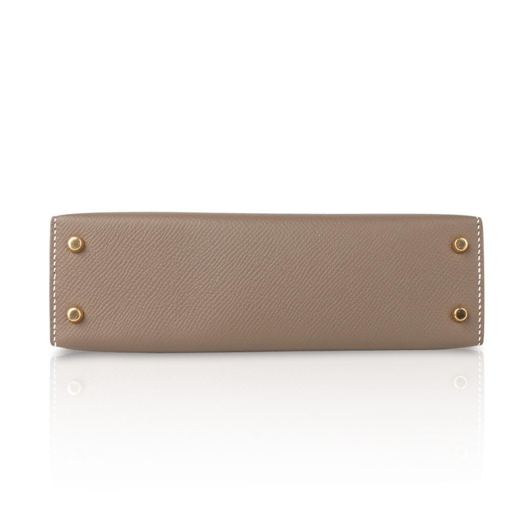 Hermes Kelly 20 Sellier Mini Bag Etoupe Epsom Gold Hardware 7