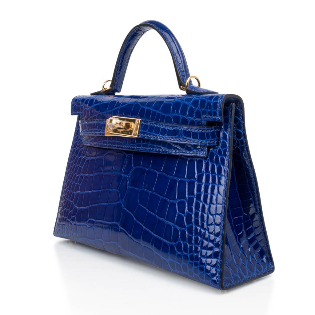 Hermes Kelly 20 Sellier Mini Blue Electric Alligator Gold Hardware In New Condition In Miami, FL