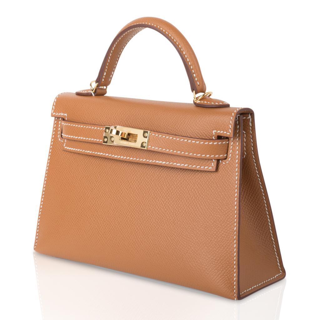 Hermes Kelly 20 Sellier Mini Kelly II Gold Epsom Gold Hardware at 1stDibs hermes.kelly hermes mini kelly price mini kelly sellier