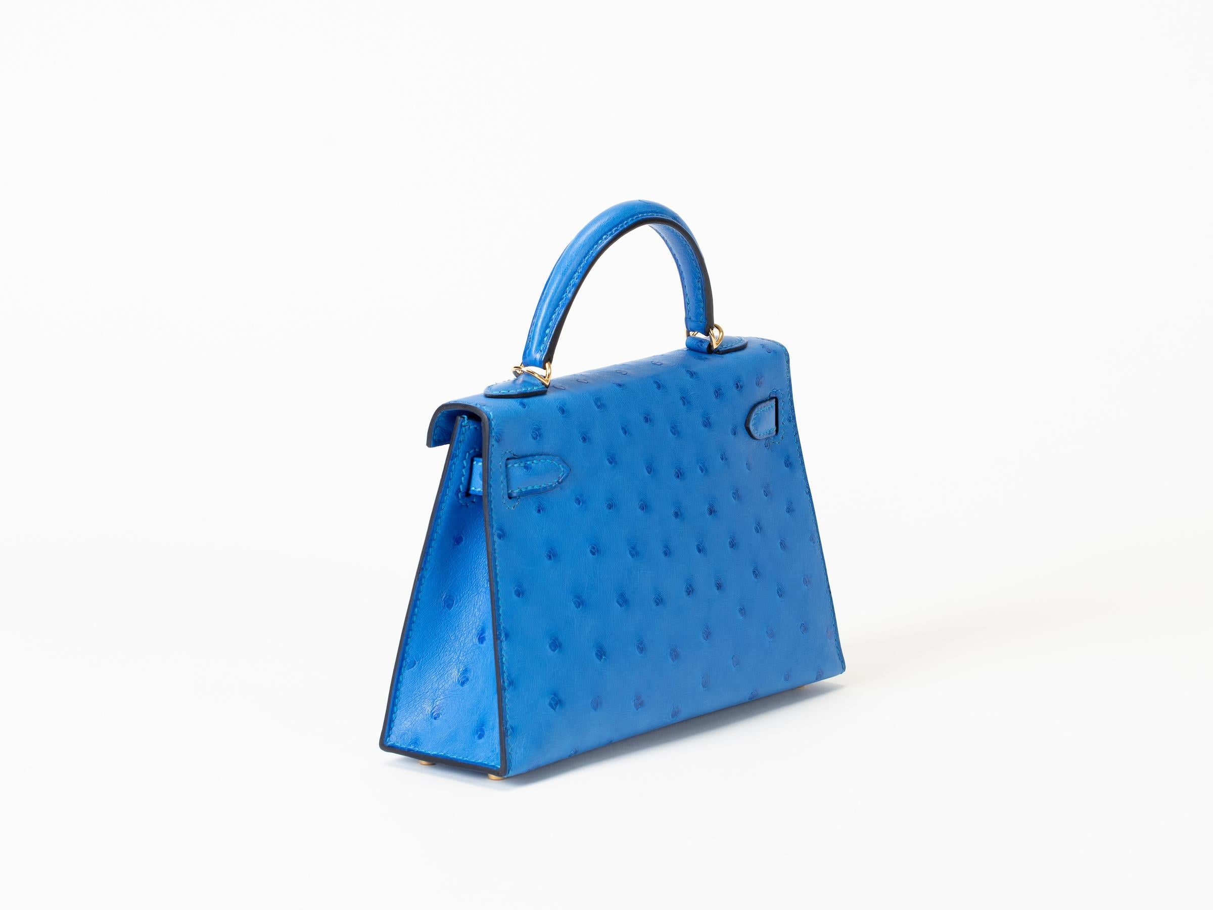 Women's or Men's Hermes Kelly 20cm Model II Bluet Ostrich bag with Gold hardware