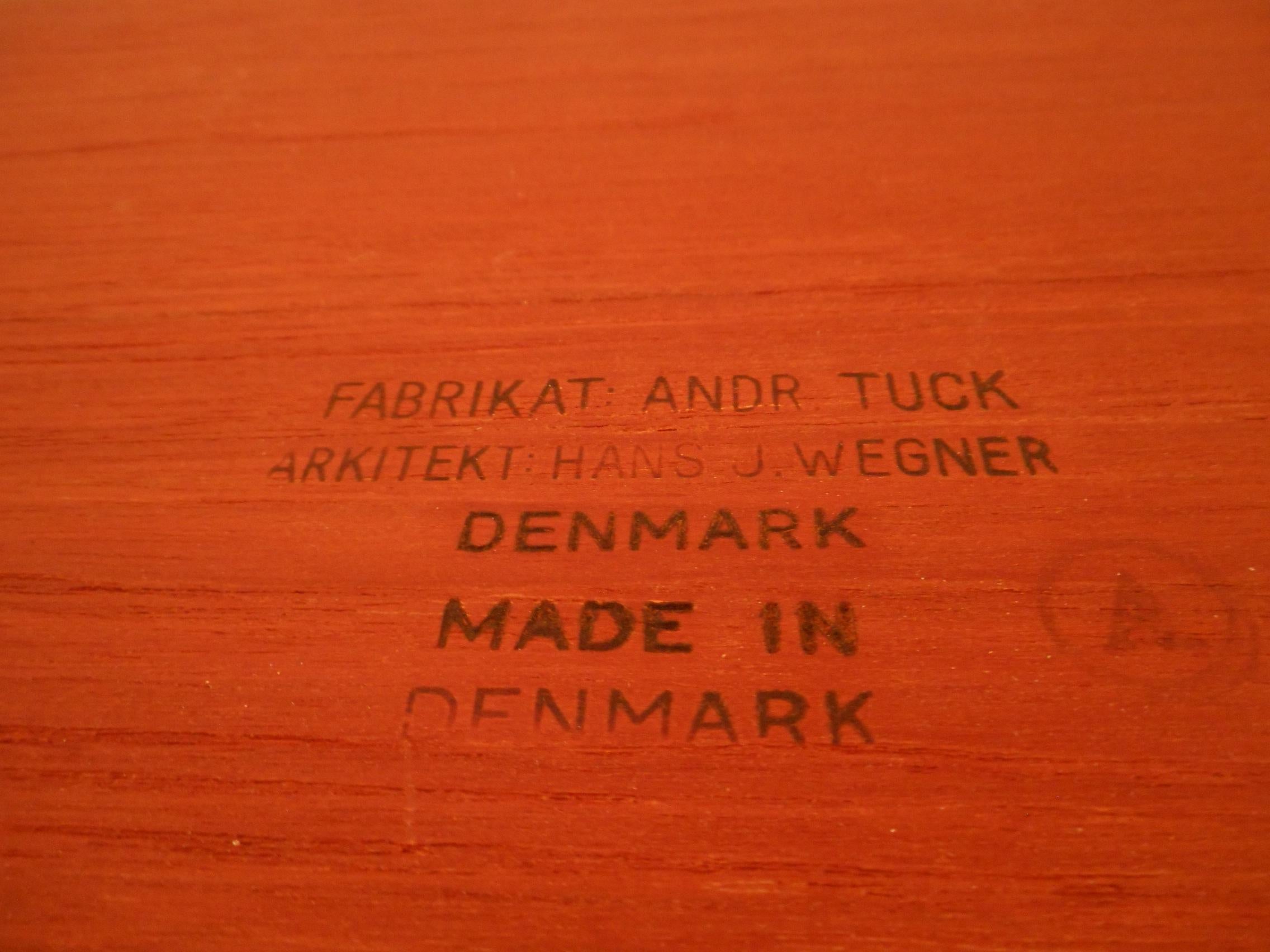 Mitte des Jahrhunderts Hans Wegner für Andreas Tuck, Beistelltisch mit ausklappbaren Bändern im Angebot 3