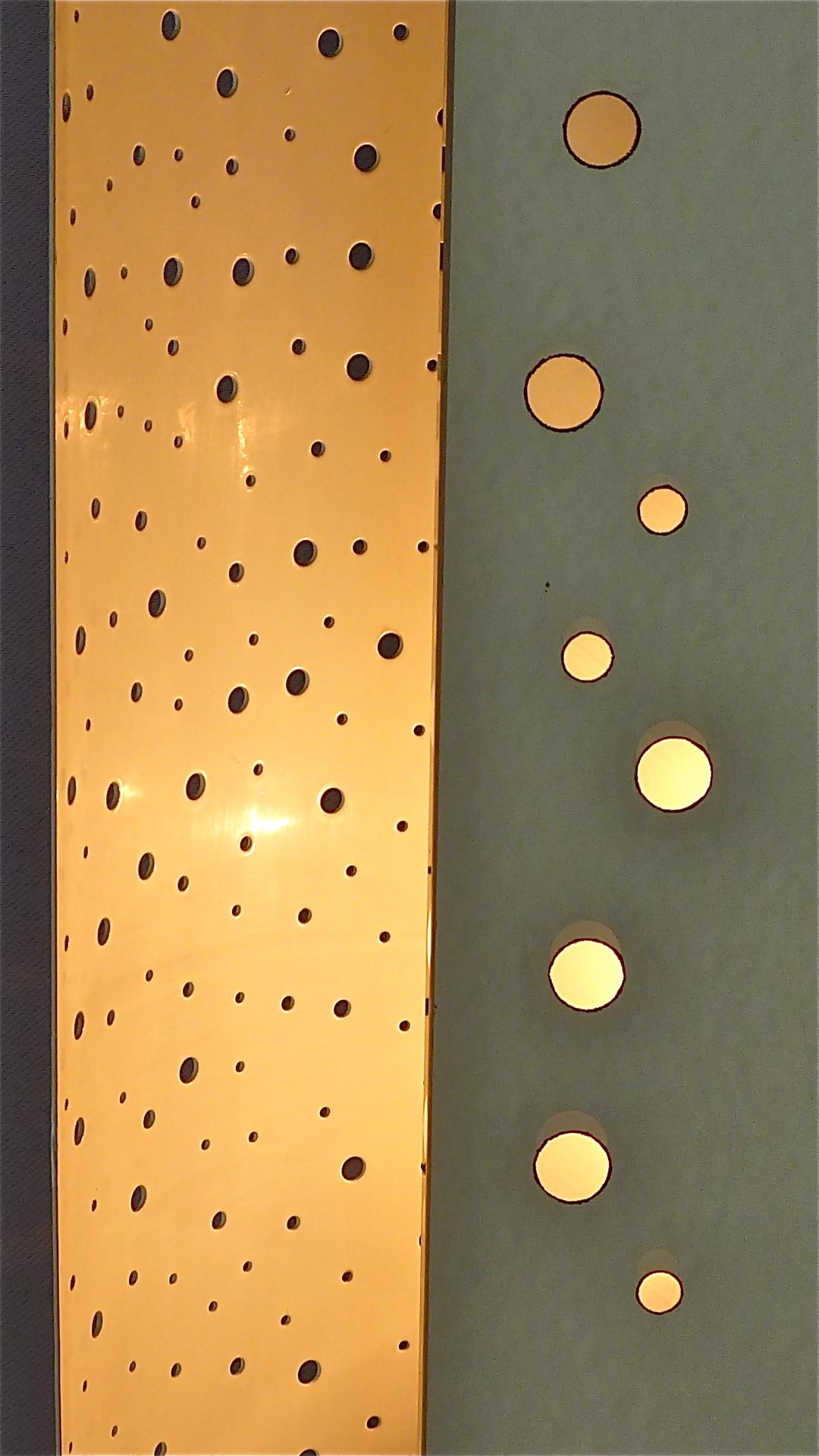 Large Illuminated Mirror Igl for Hillebrand White Enameled Brass Mategot Style For Sale 8