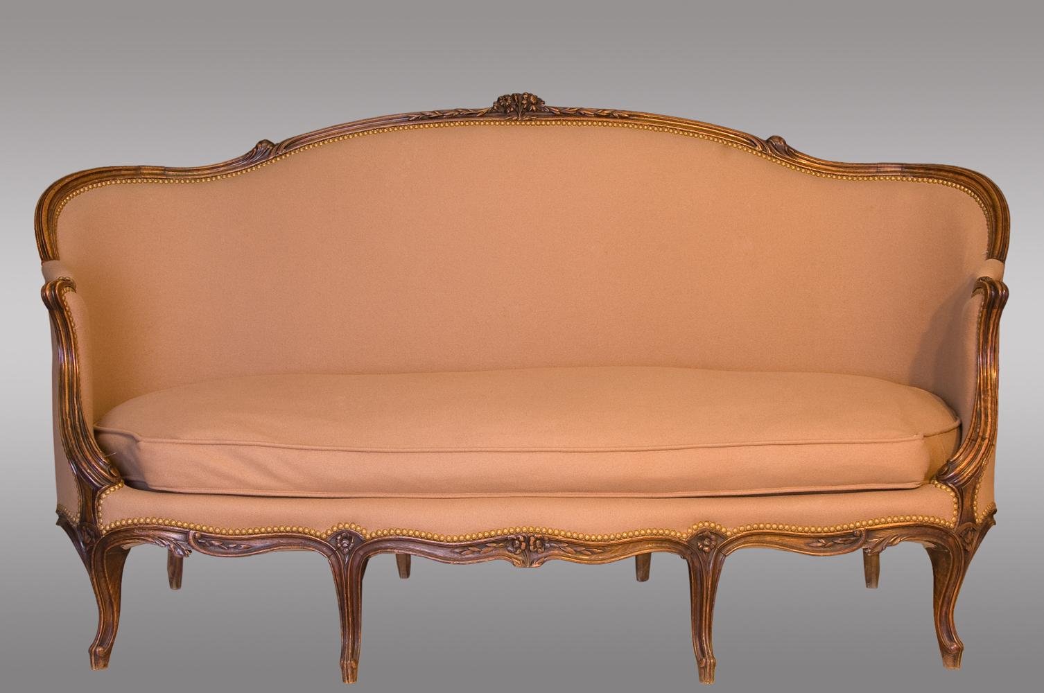 A pair of Louis XV canapé.
19th century.
French.
(May sell one piece).


