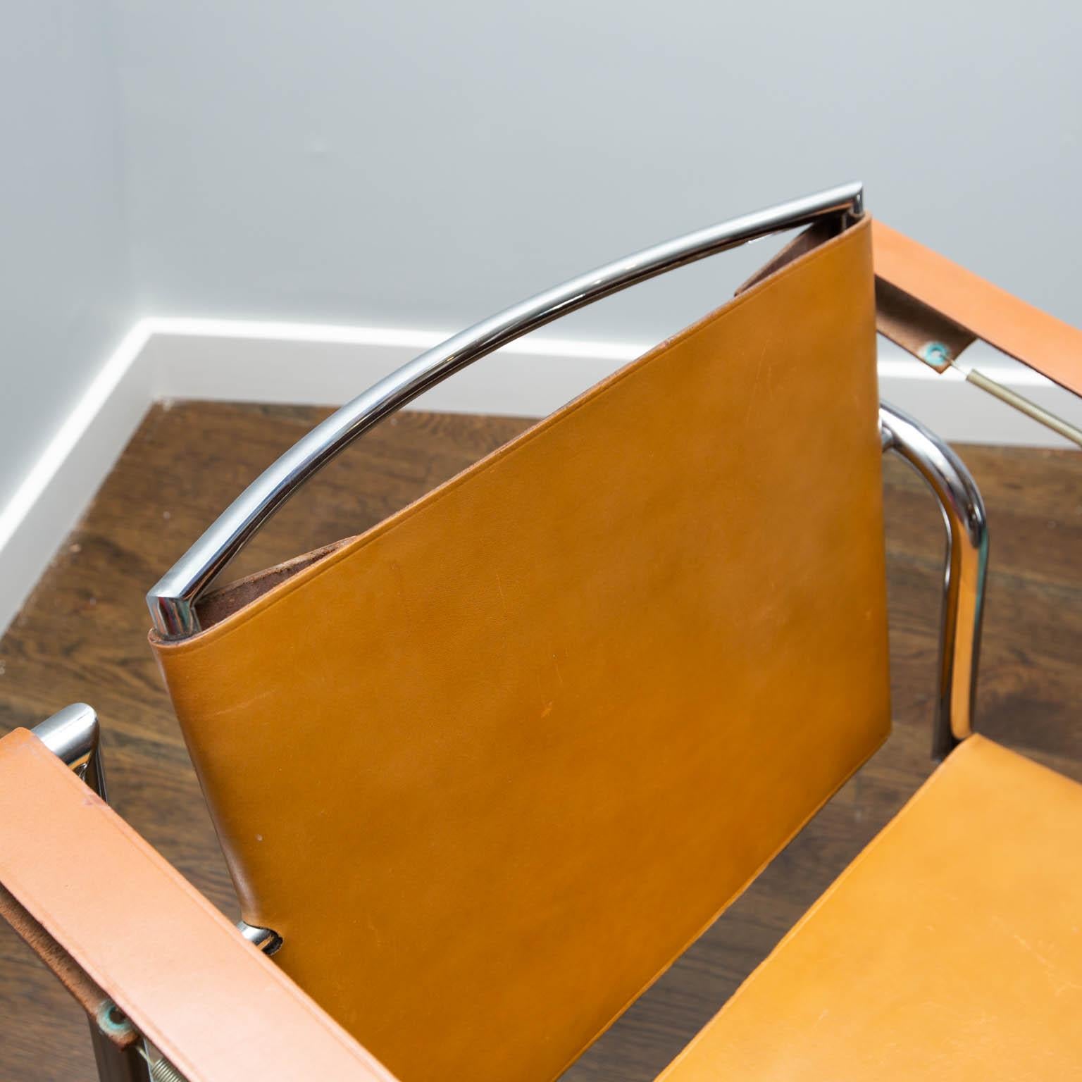Partnering with Charlotte Perriand and his cousin Pierre Jeanneret, Le Corbusier created the sleek, elemental LC1 Chair (1928). One of the classics of modern design, the chair is notable for its back, attached to the frame by a rod that allows the