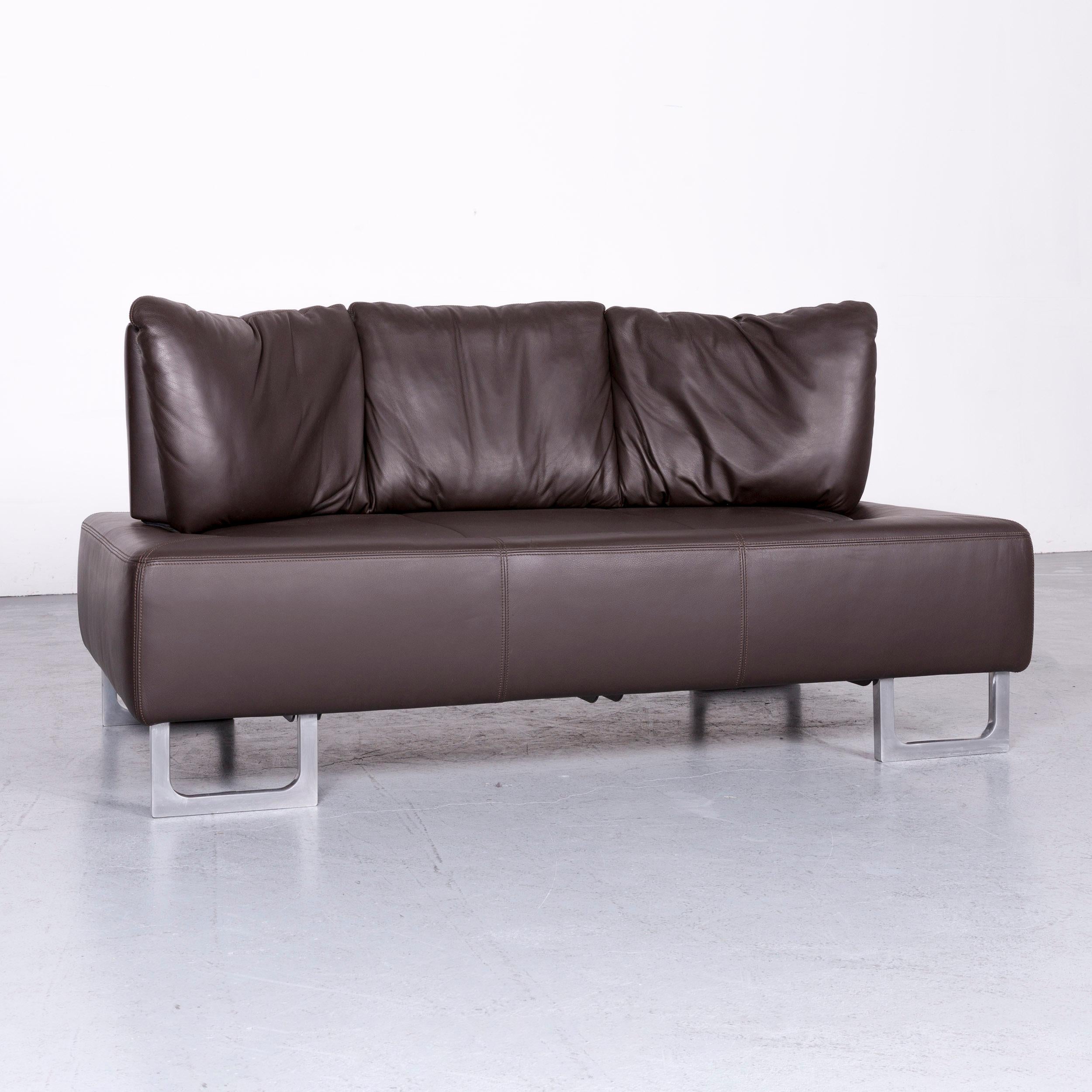 We bring to you a De Sede DS 165 designer leather sofa brown two-seat couch.

































