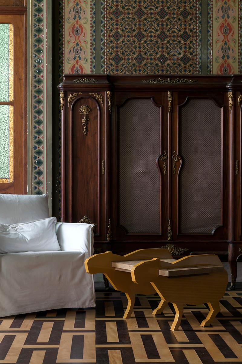 Much of Brazil's richness is in its fauna, full of species found only there. All this impressive nature is a full plate of inspiration for unusual furniture designs that stand out as truly differentiated in a market full of Cartesian options.

The
