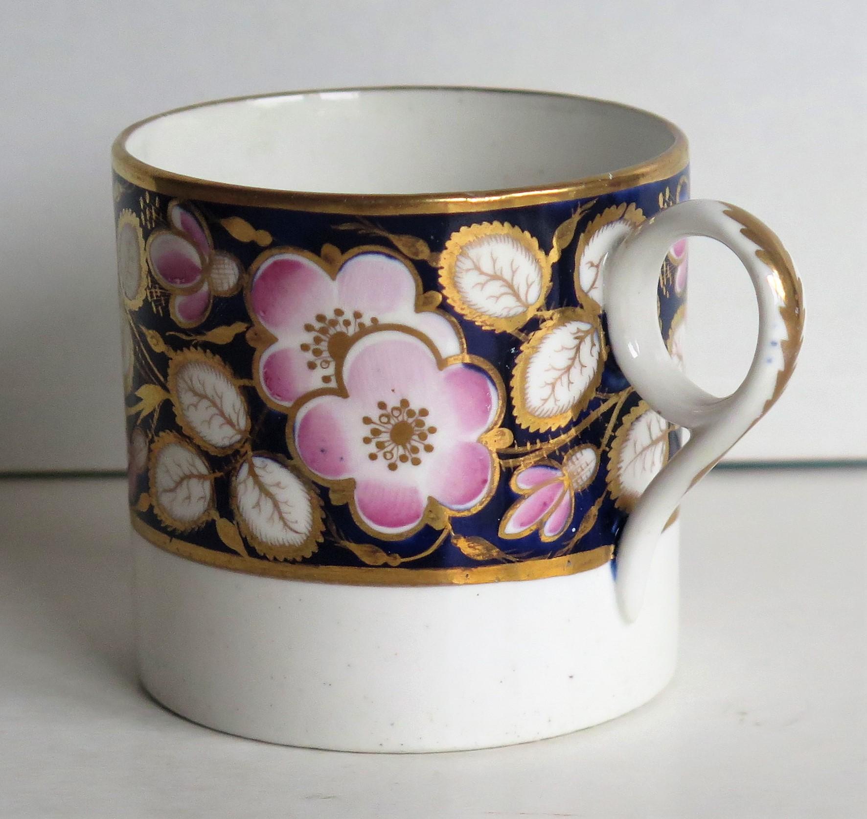 This is an early 19th century porcelain coffee can or cup that we attribute to Machin and Baggaley (or Machin & Co.) of Burslem, Staffordshire, England.

Early Machin porcelain pieces tend to be rare.

This coffee can is nominally straight sided
