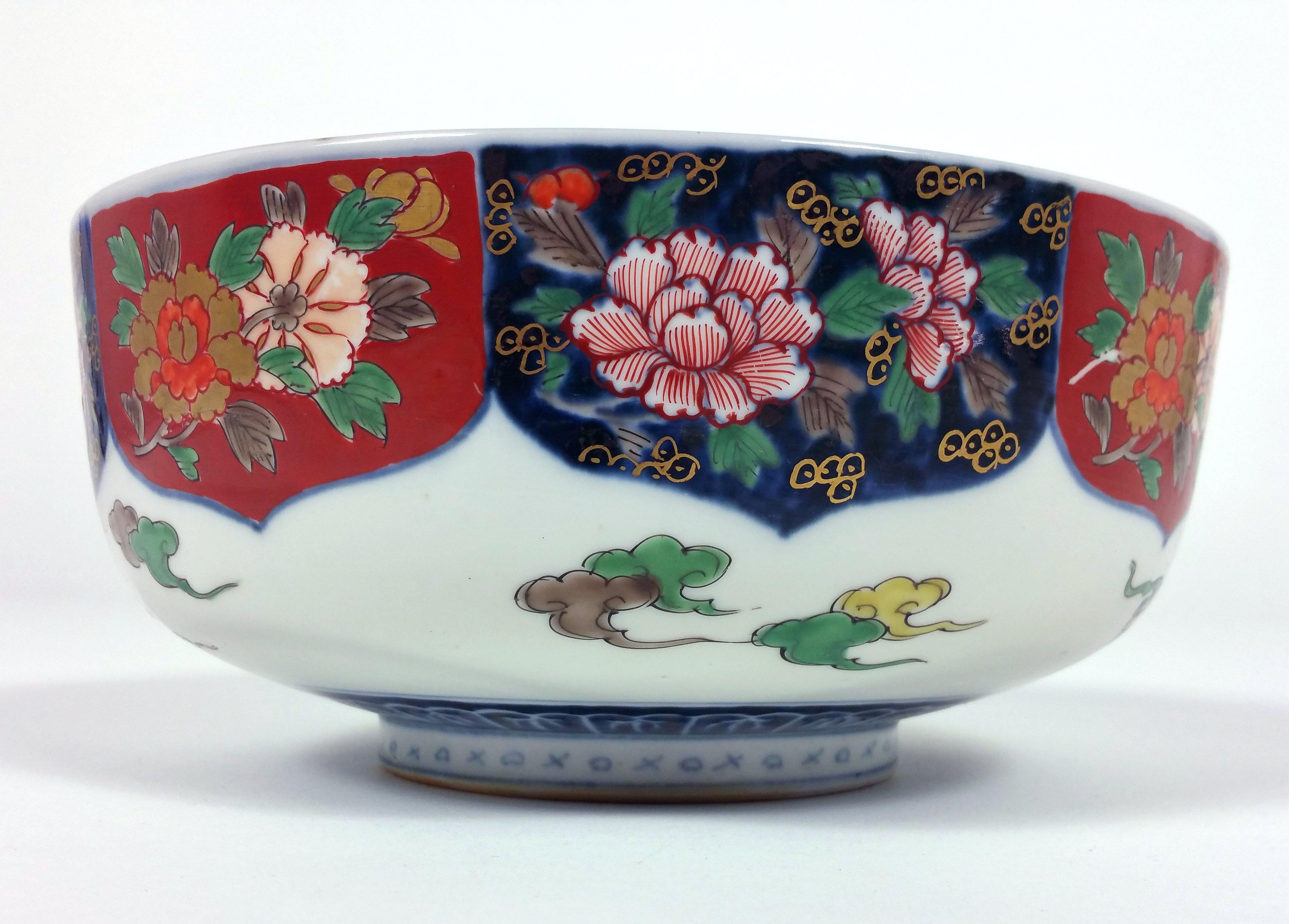 Chinese 19th Century Japanese Pottery Bowl Painted with Wild Horses 